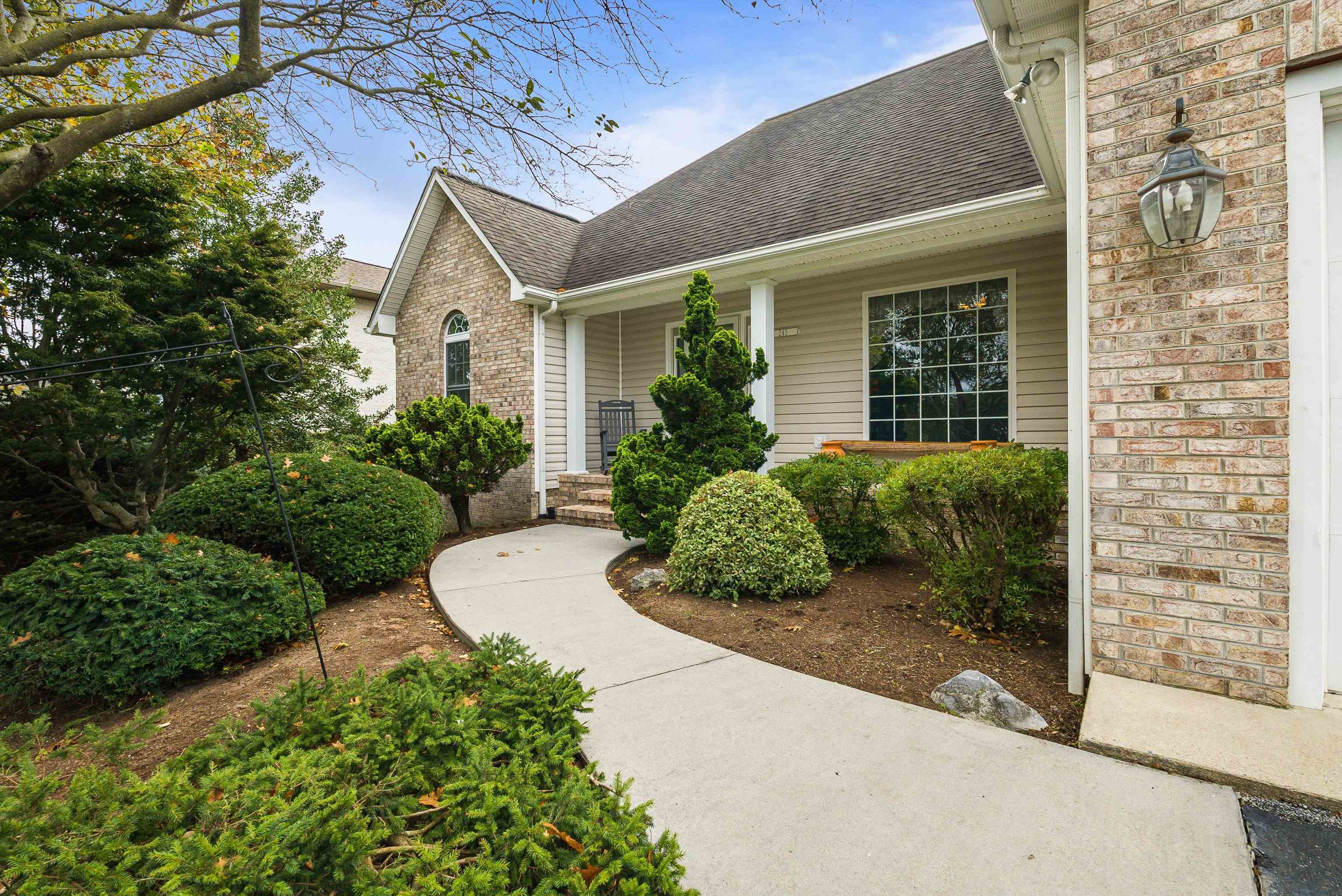 243 NORTHVIEW DR