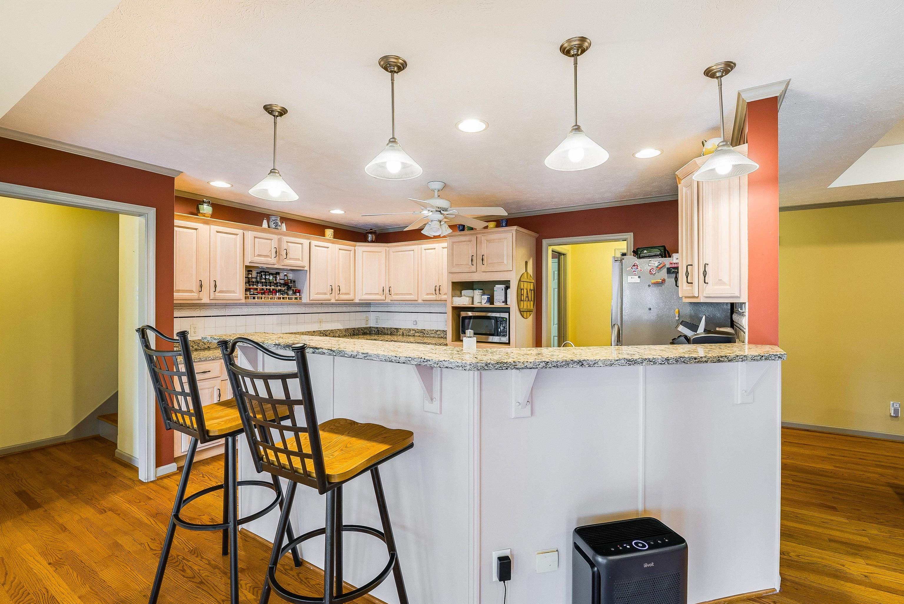 243 NORTHVIEW DR