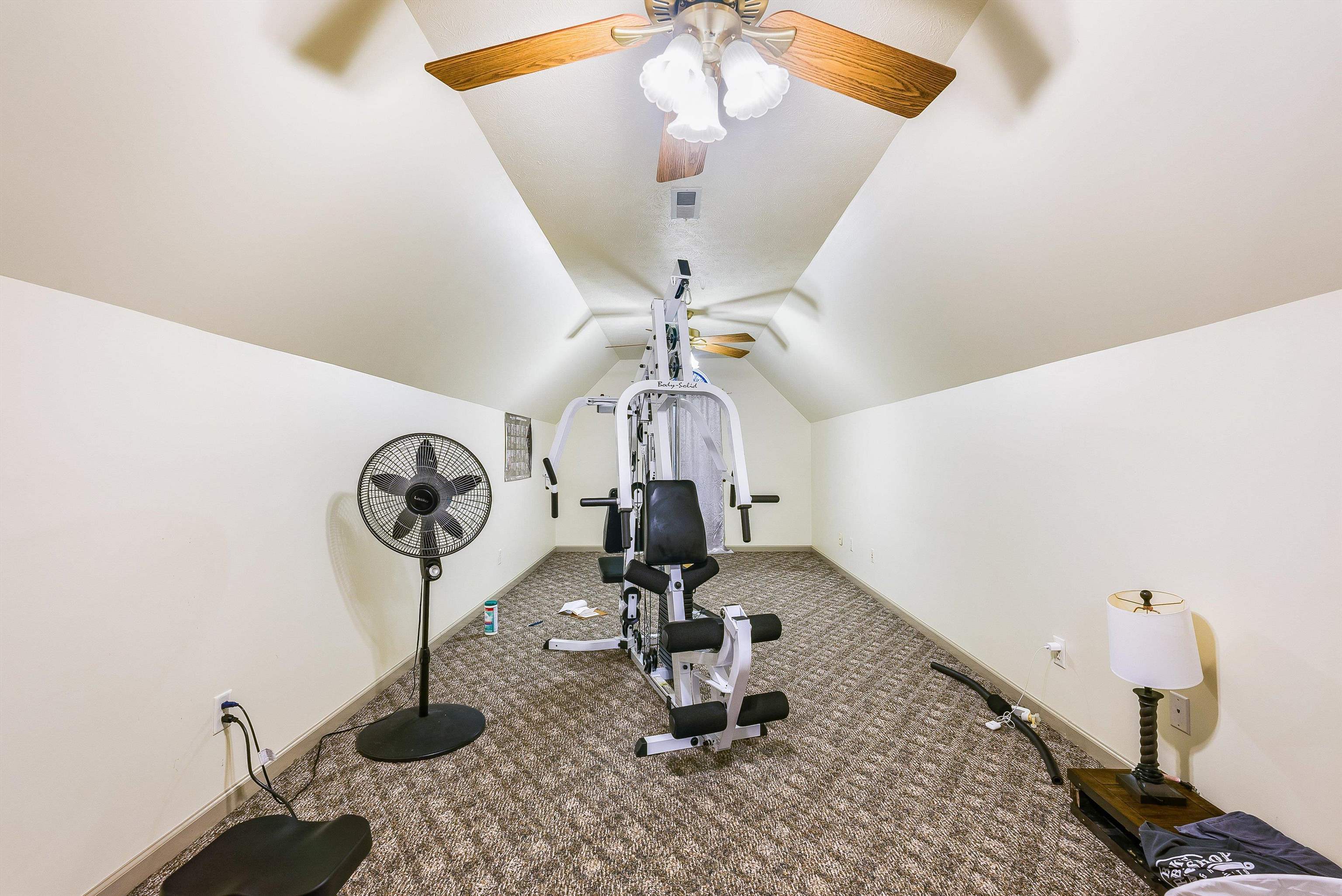 243 NORTHVIEW DR