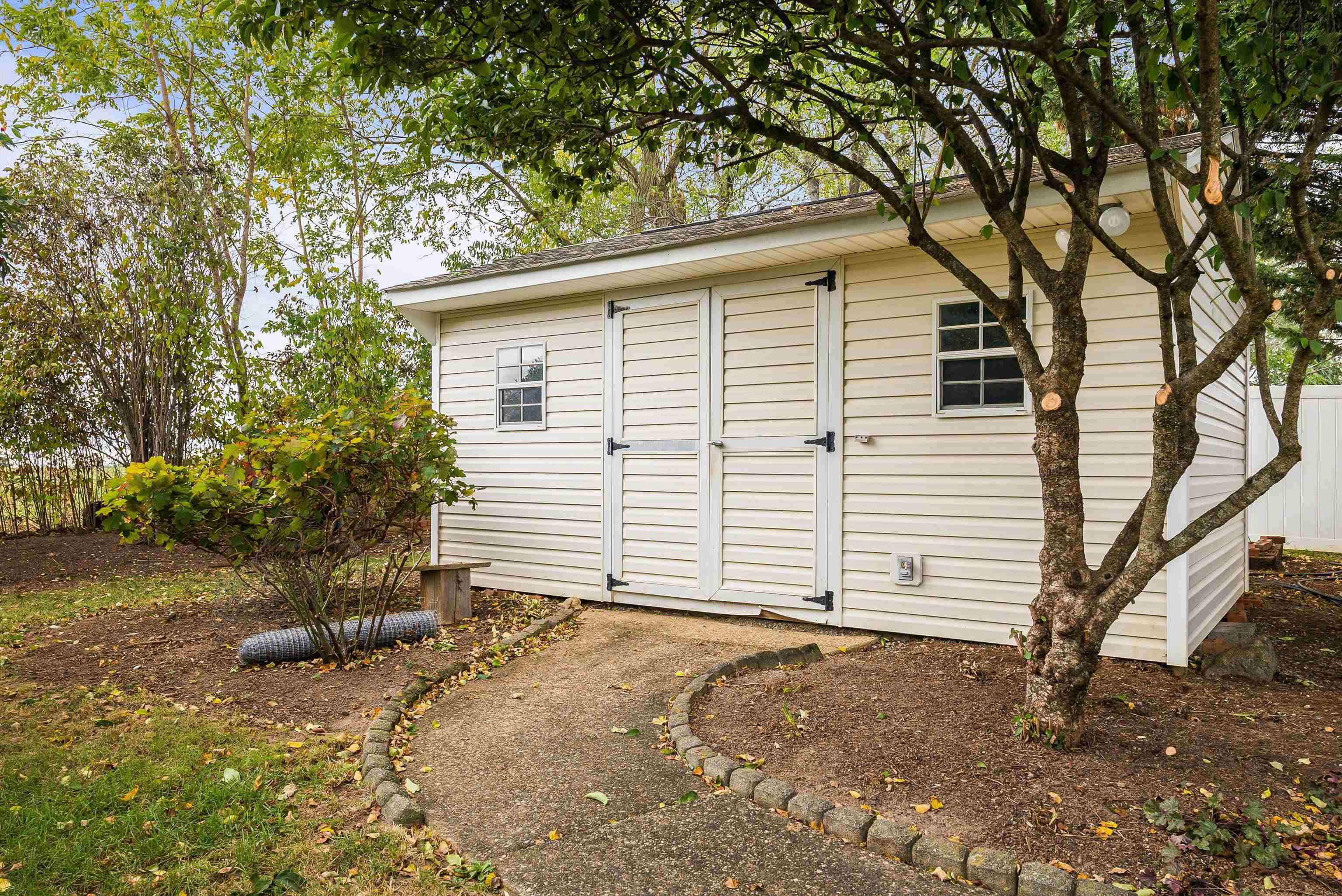 243 NORTHVIEW DR