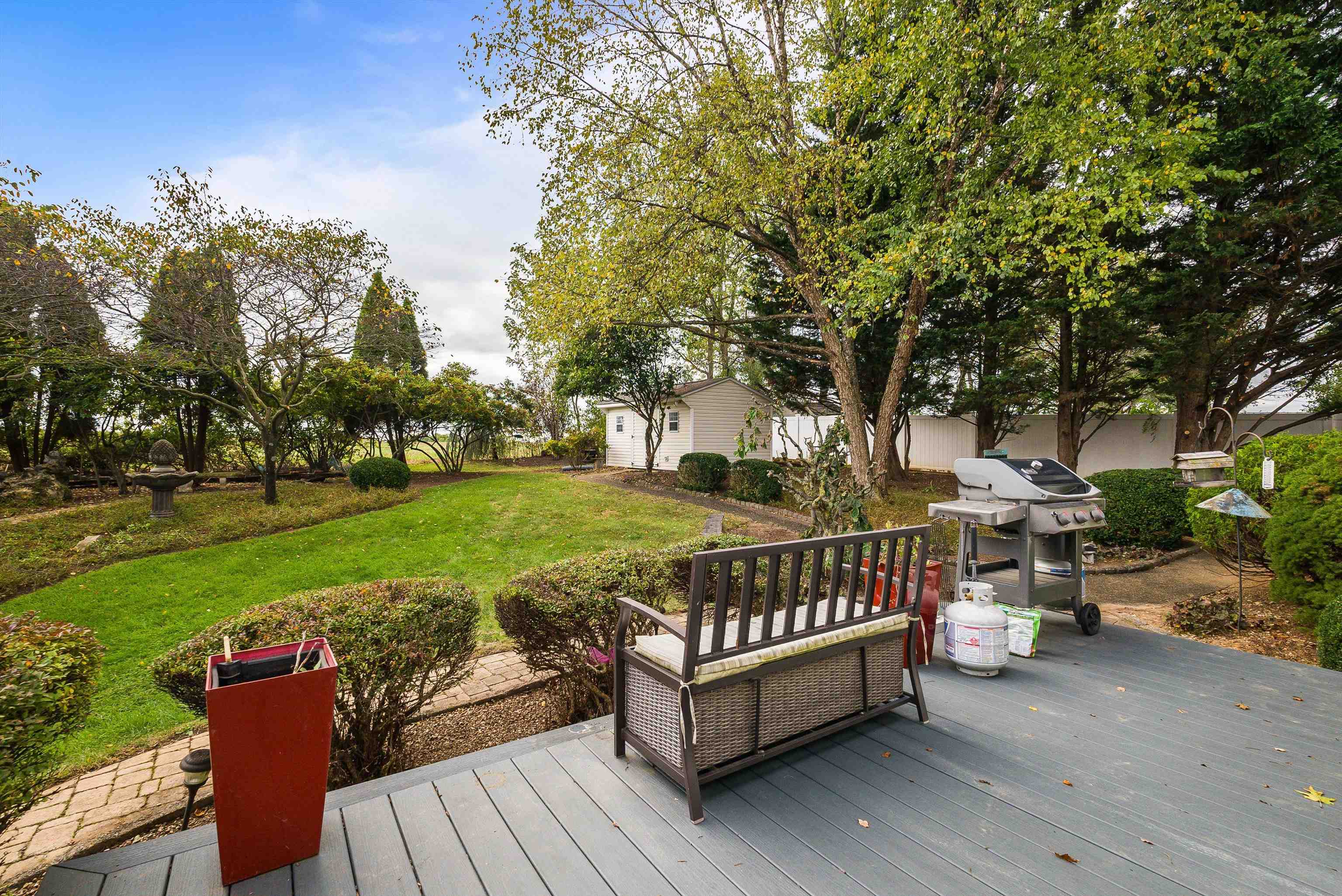 243 NORTHVIEW DR