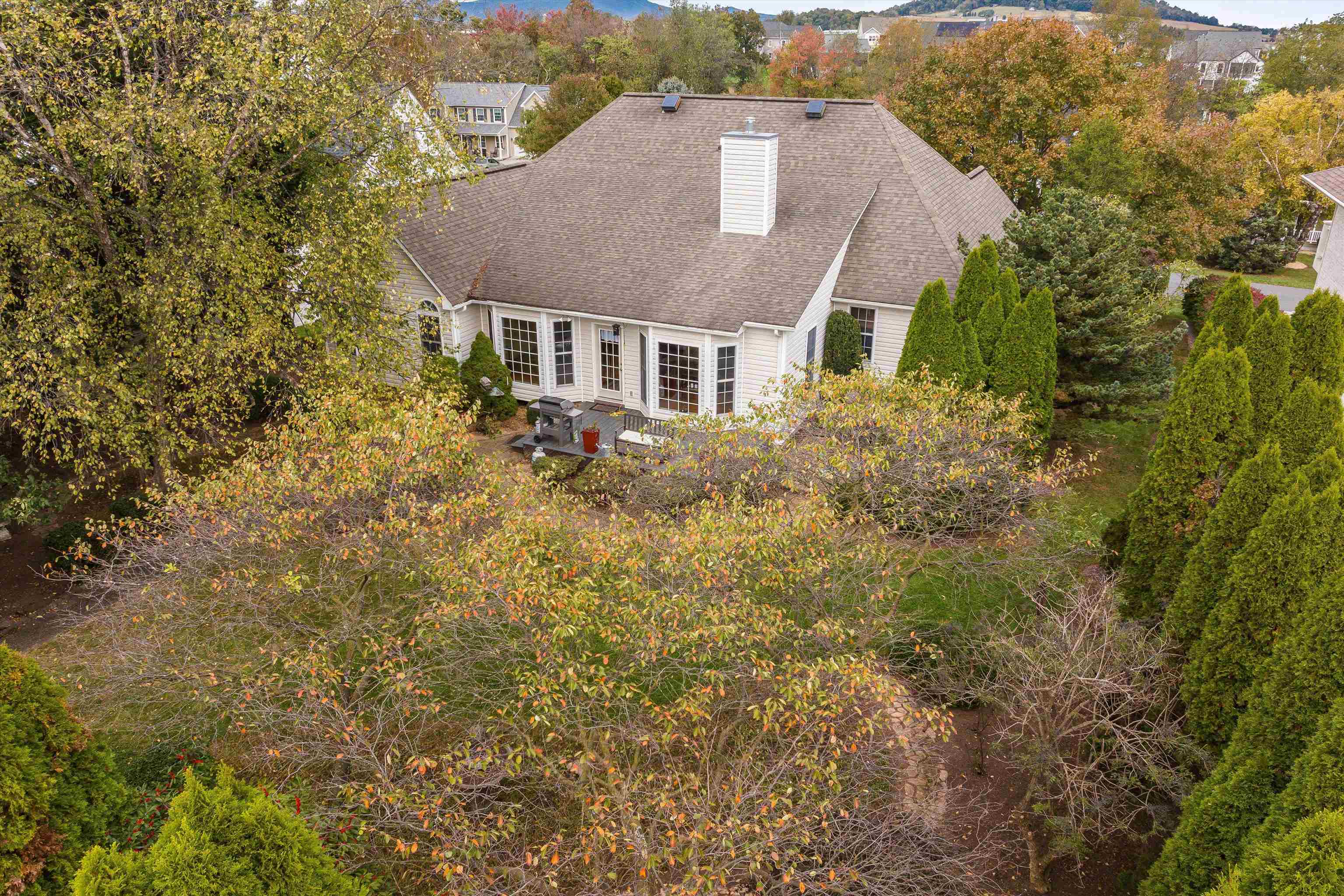 243 NORTHVIEW DR