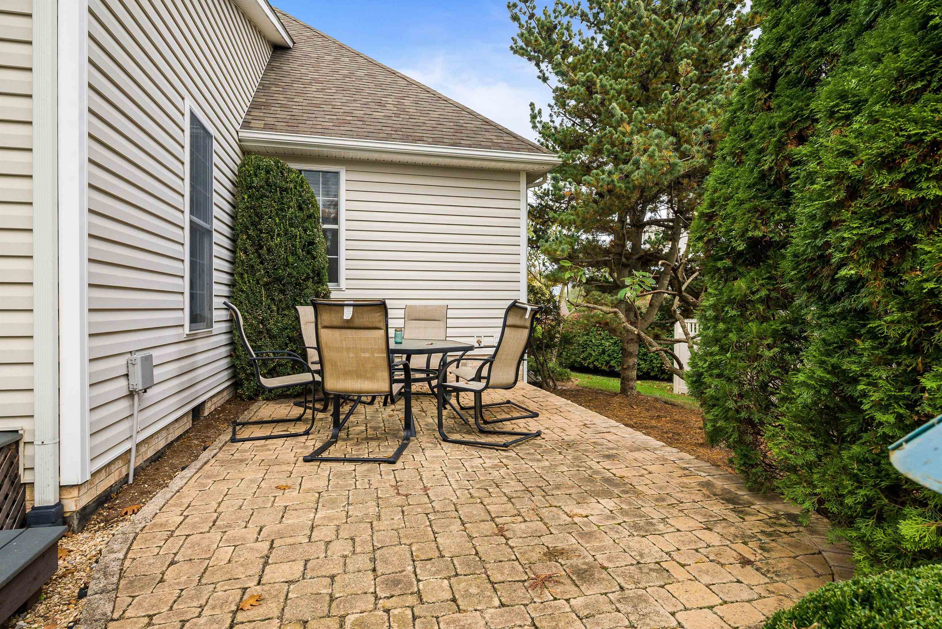 243 NORTHVIEW DR
