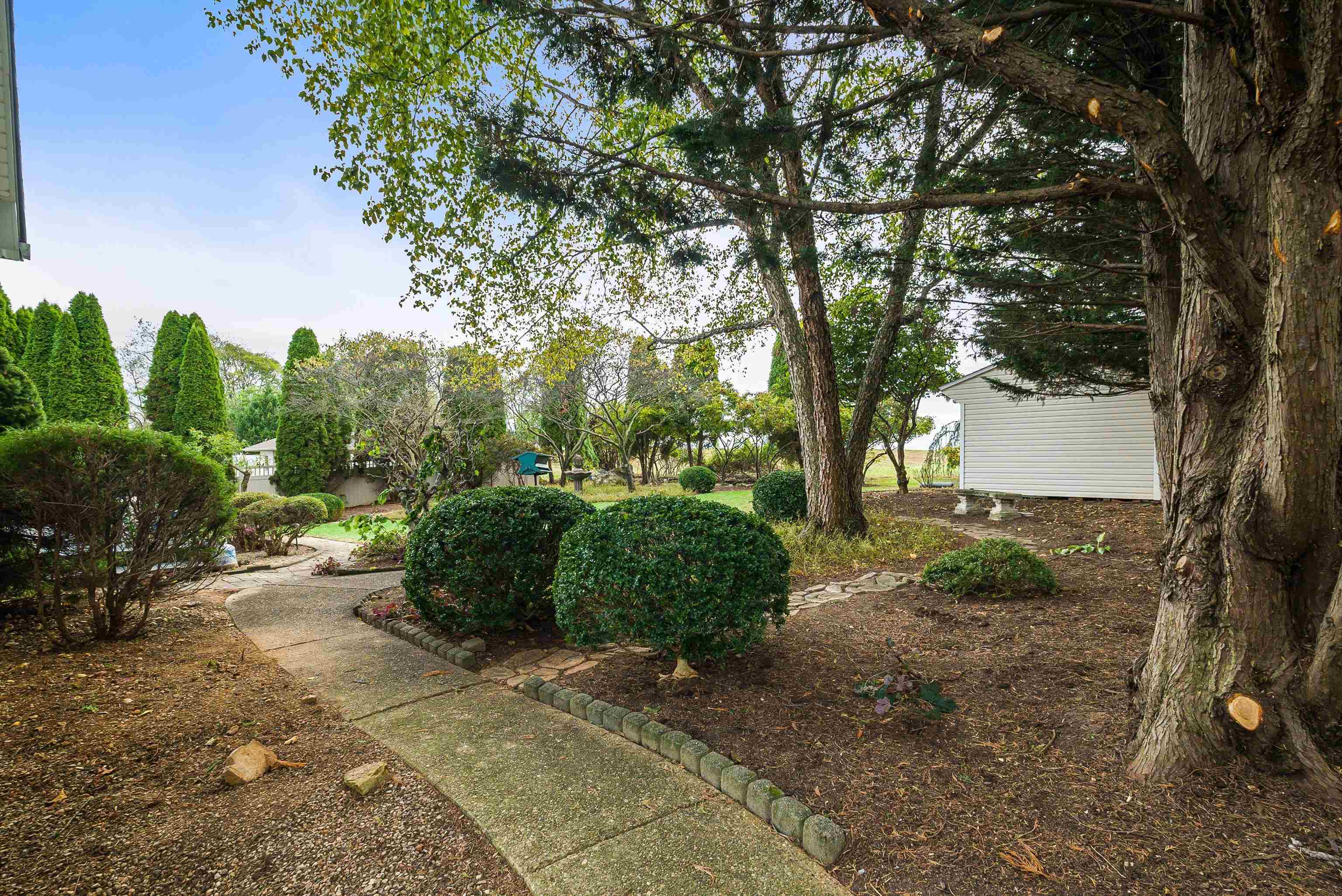 243 NORTHVIEW DR