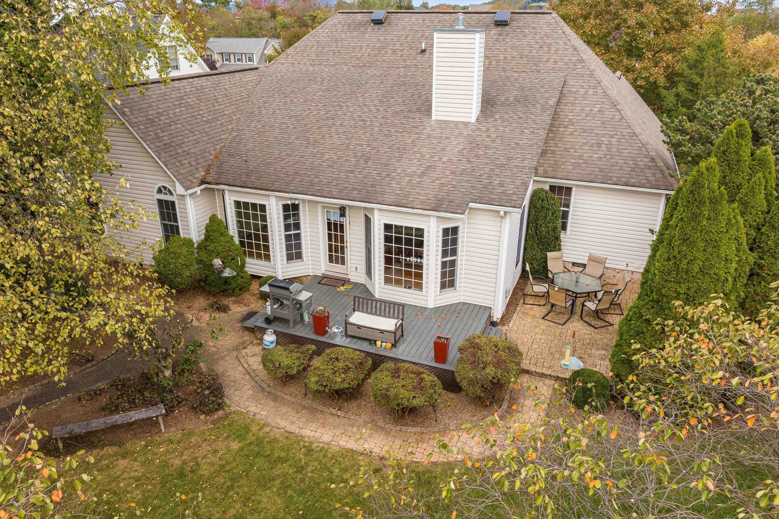 243 NORTHVIEW DR