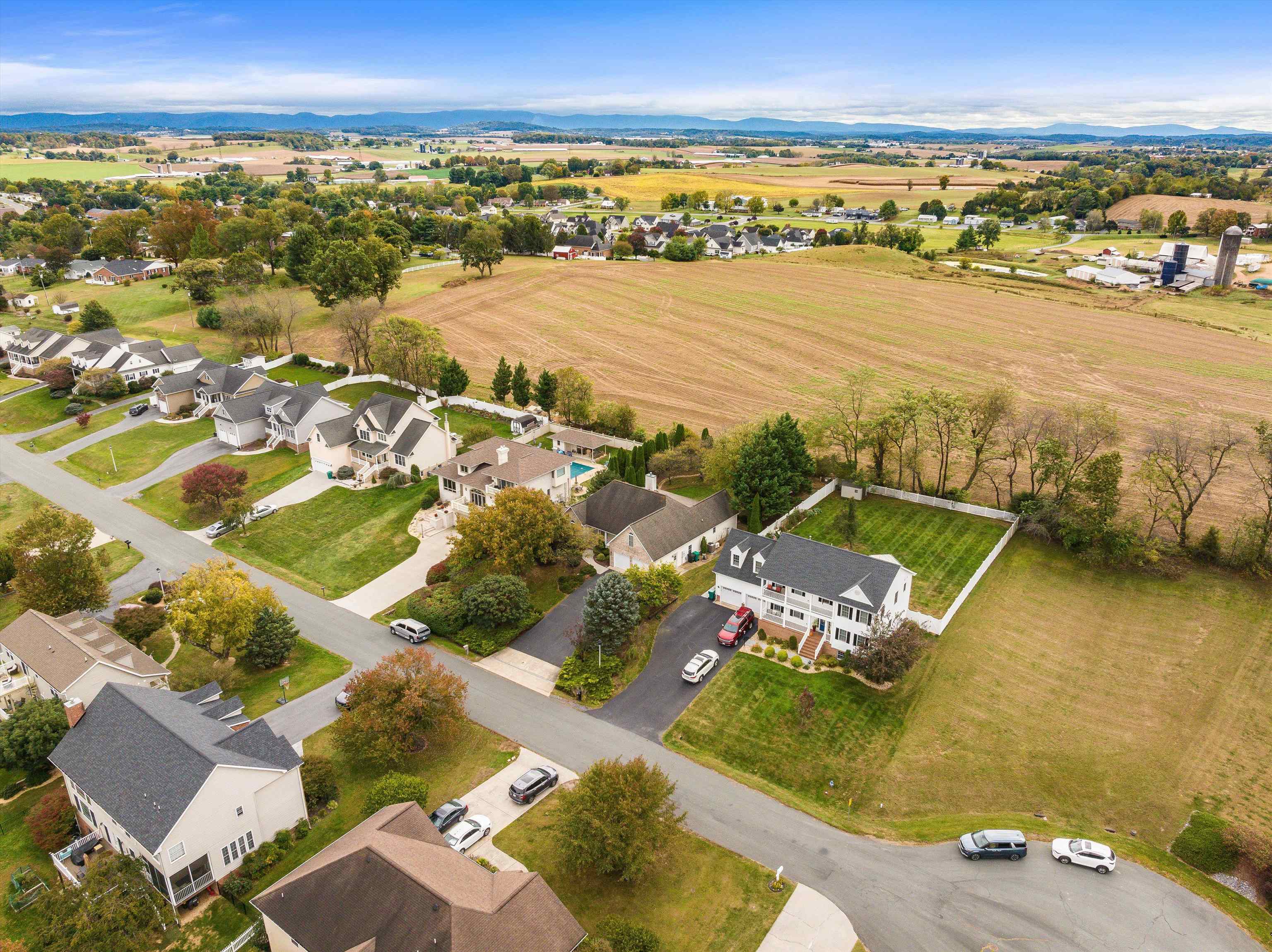 243 NORTHVIEW DR