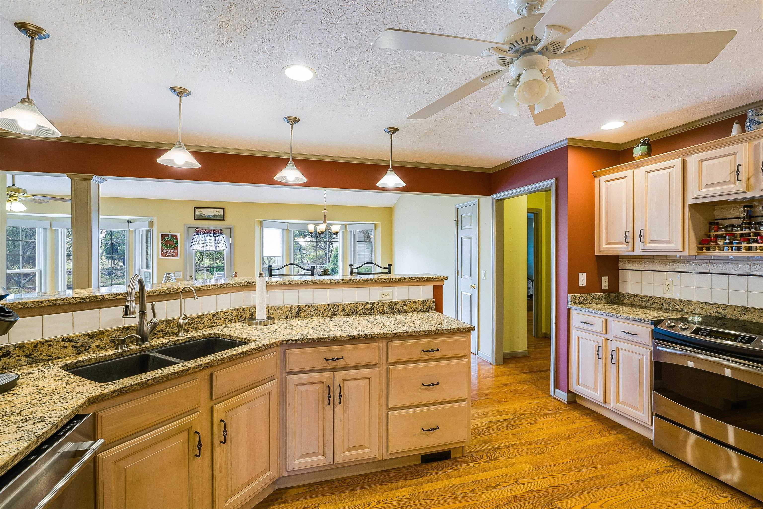 243 NORTHVIEW DR