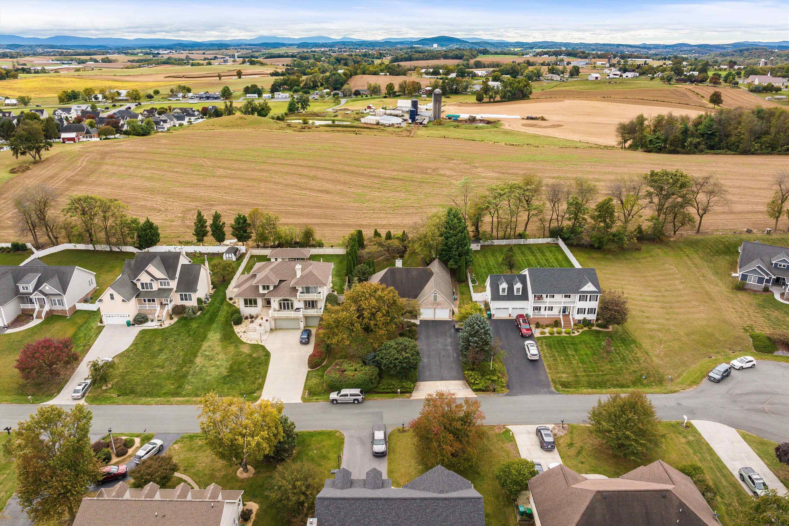 243 NORTHVIEW DR