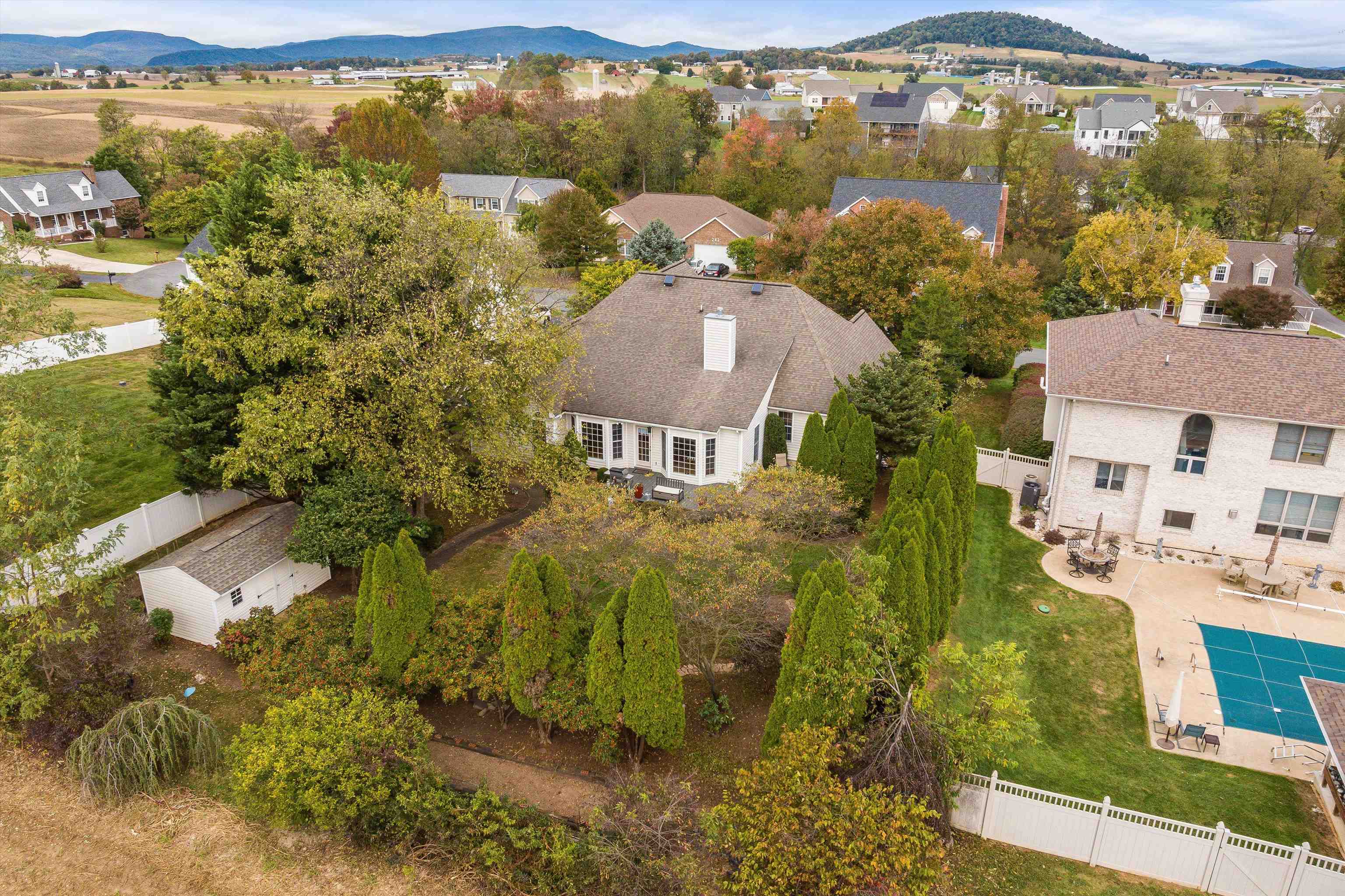 243 NORTHVIEW DR
