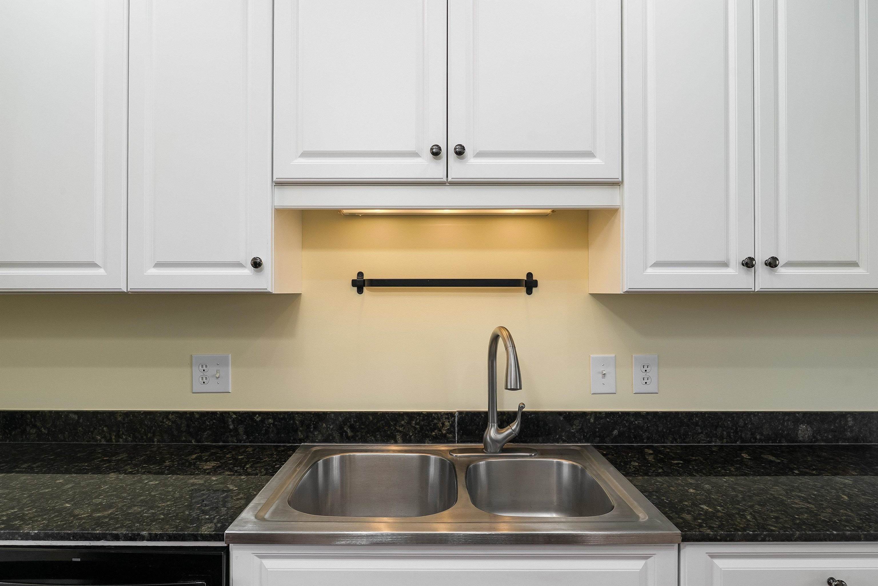 1439 FLOWING SPRING LN