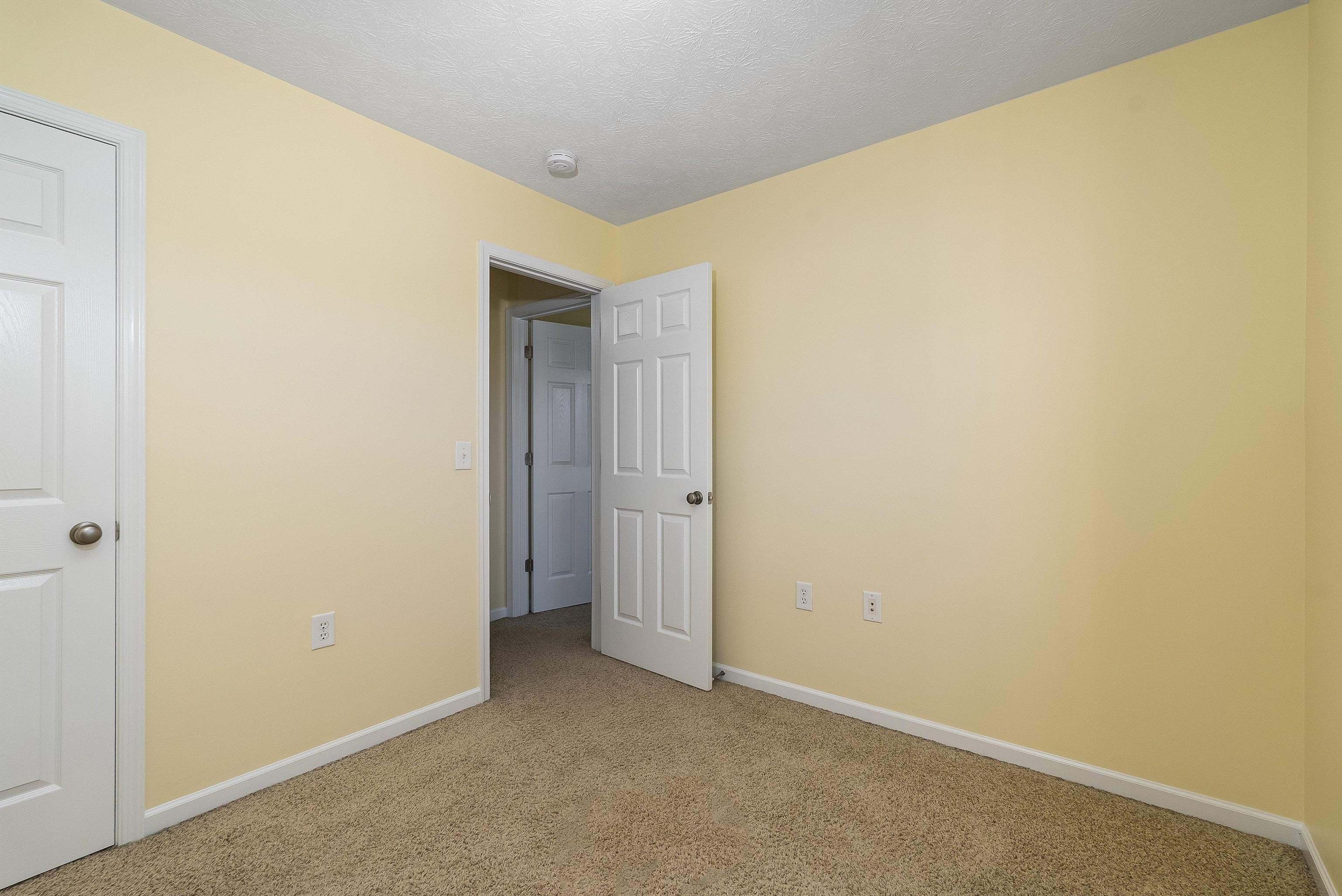 1439 FLOWING SPRING LN