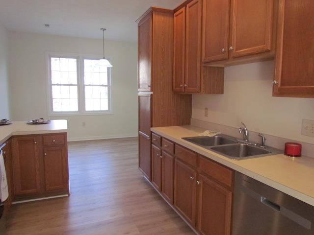 2976 CRYSTAL SPRING LN