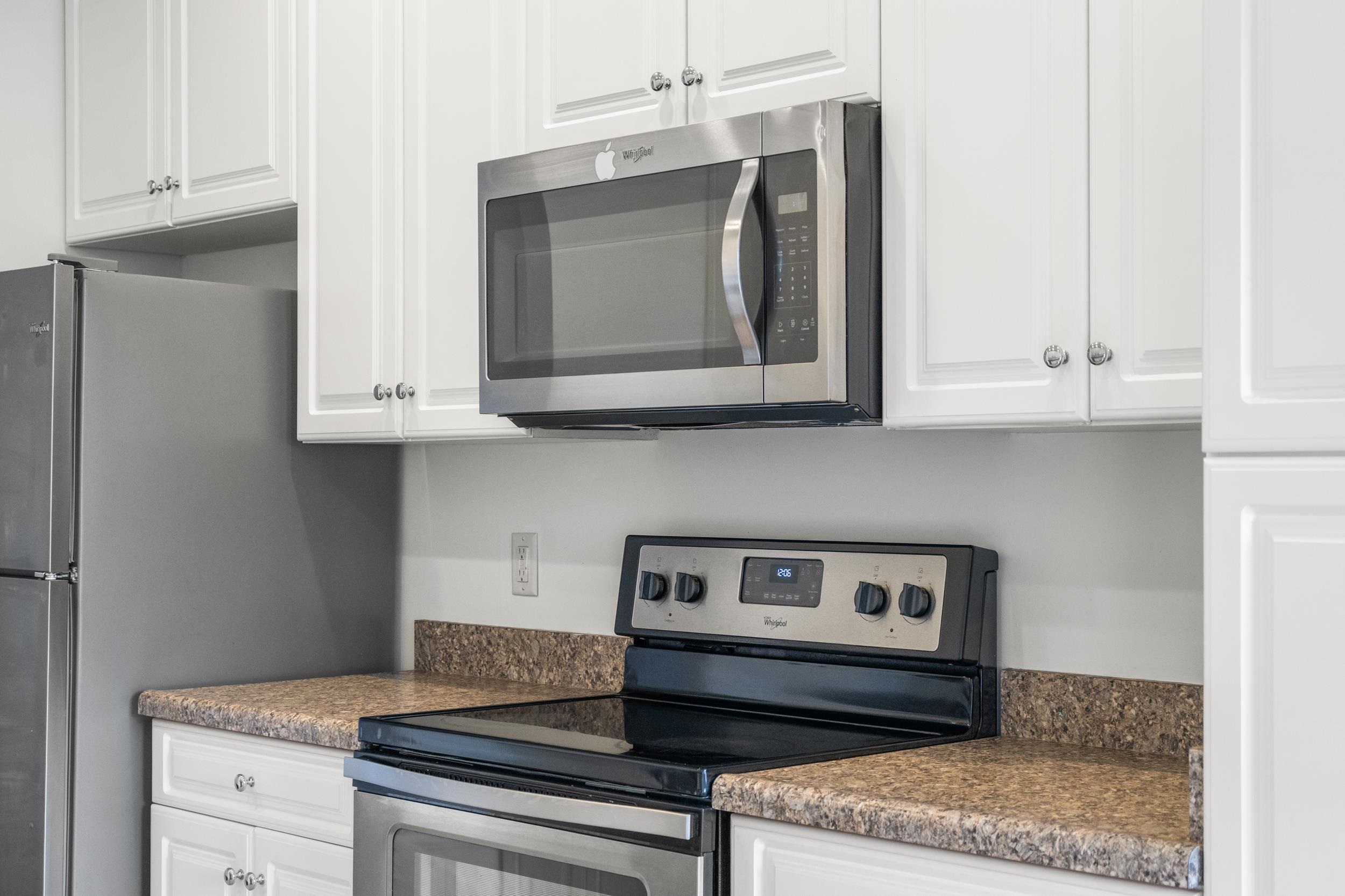 2911 DIAMOND SPRING LN