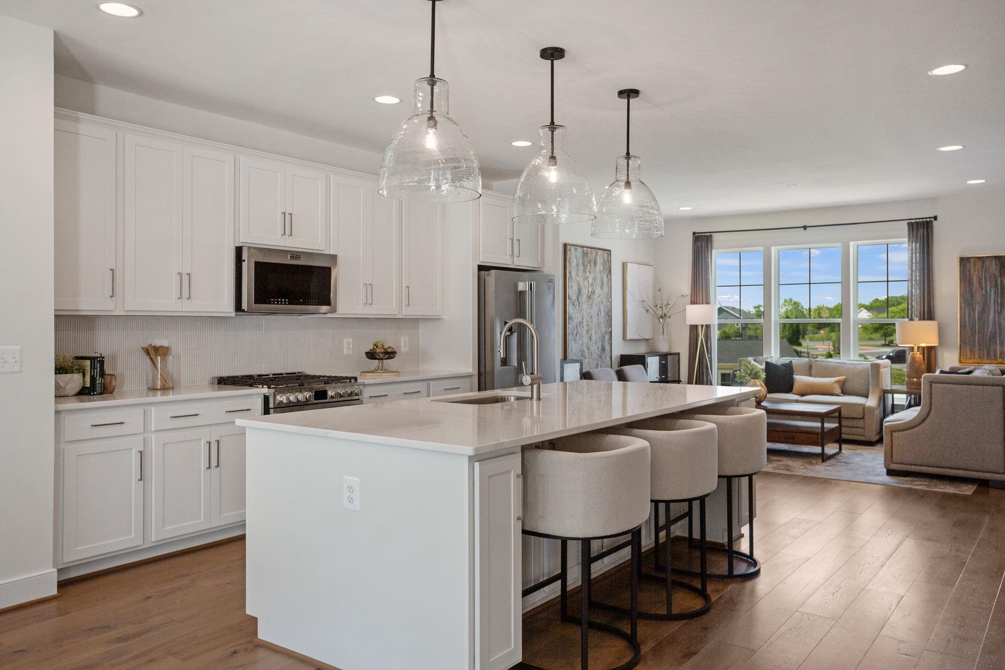 3221 PRESTON SHORE DR Unit: 19E