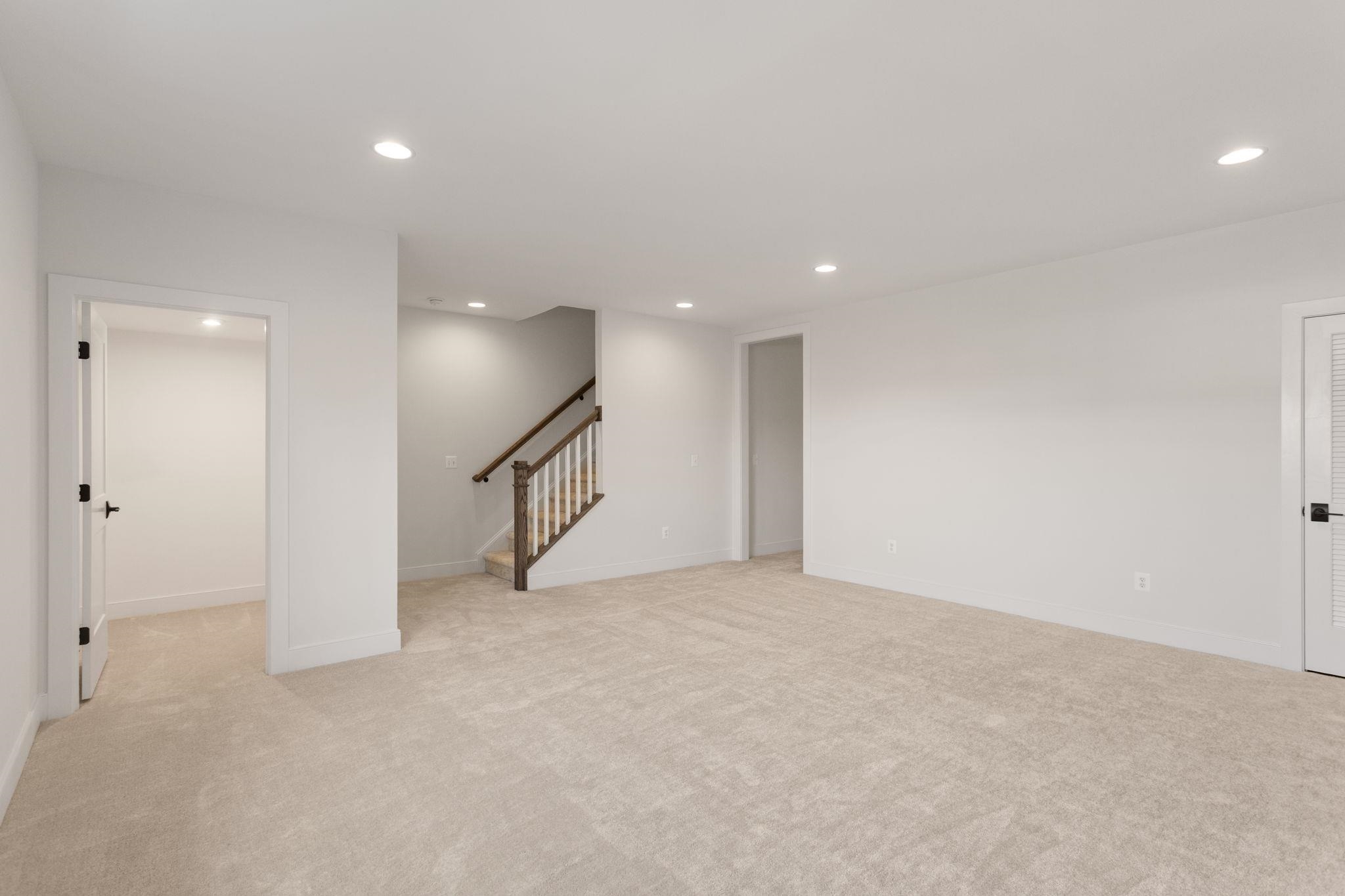 3221 PRESTON SHORE DR Unit: 19E