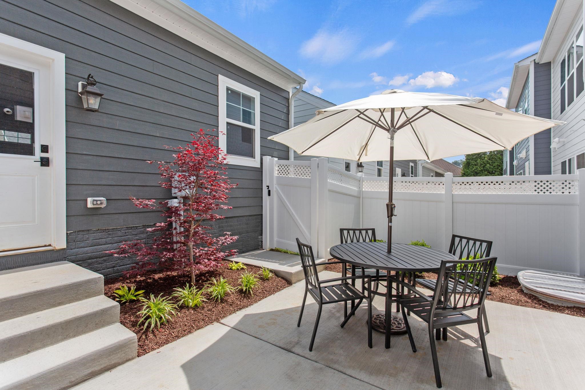3221 PRESTON SHORE DR Unit: 19E