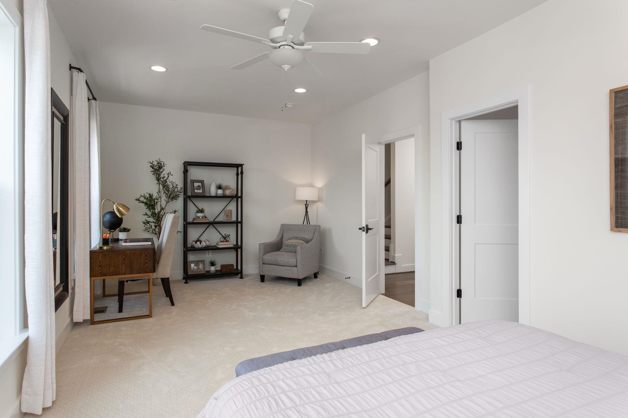 3221 PRESTON SHORE DR Unit: 19E