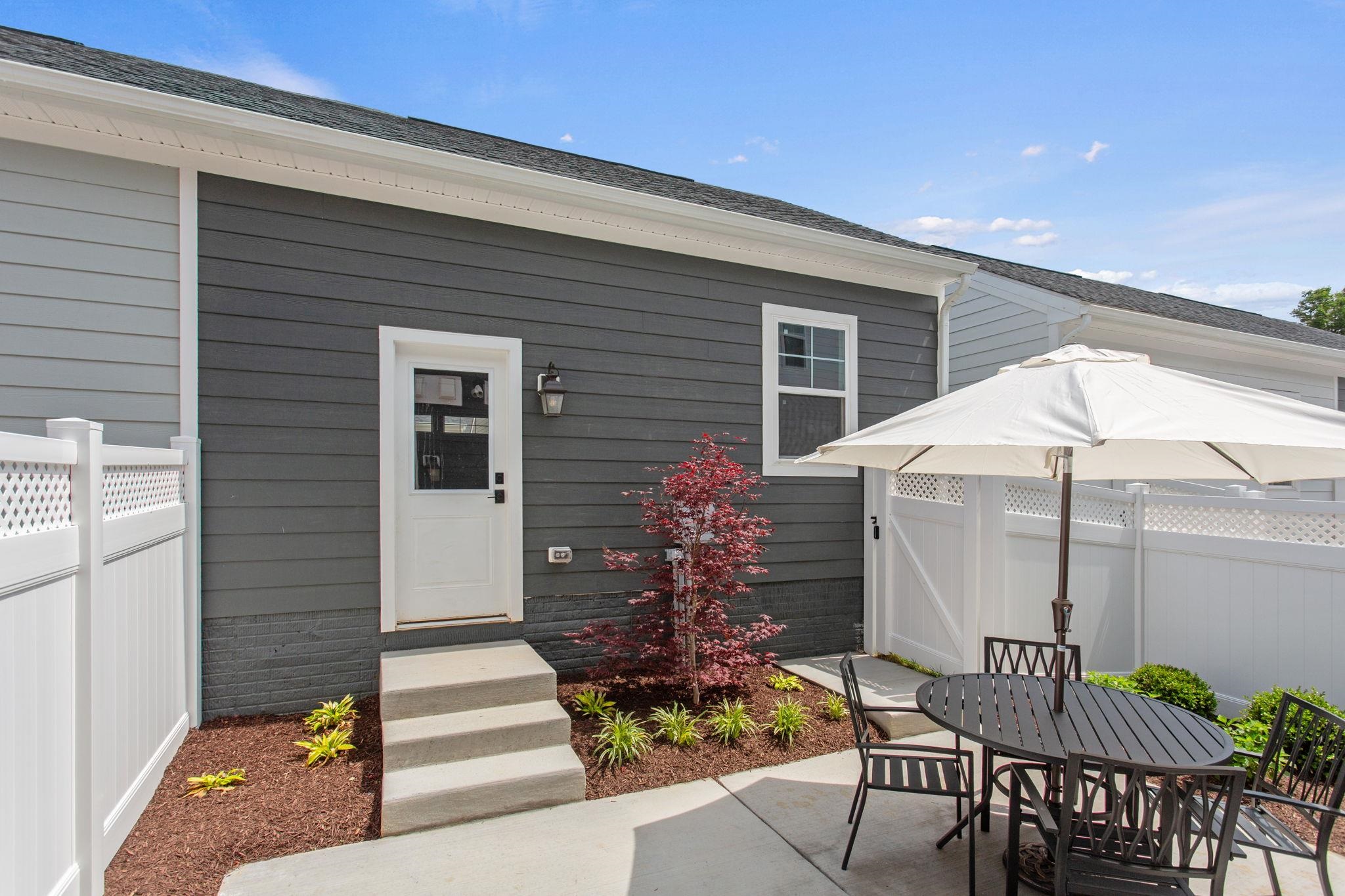 3221 PRESTON SHORE DR Unit: 19E