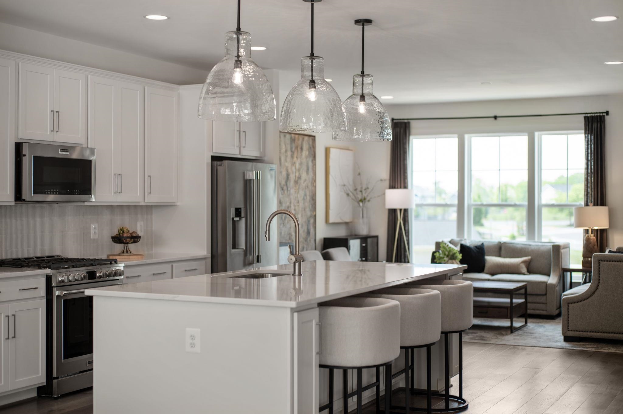 3221 PRESTON SHORE DR Unit: 19E