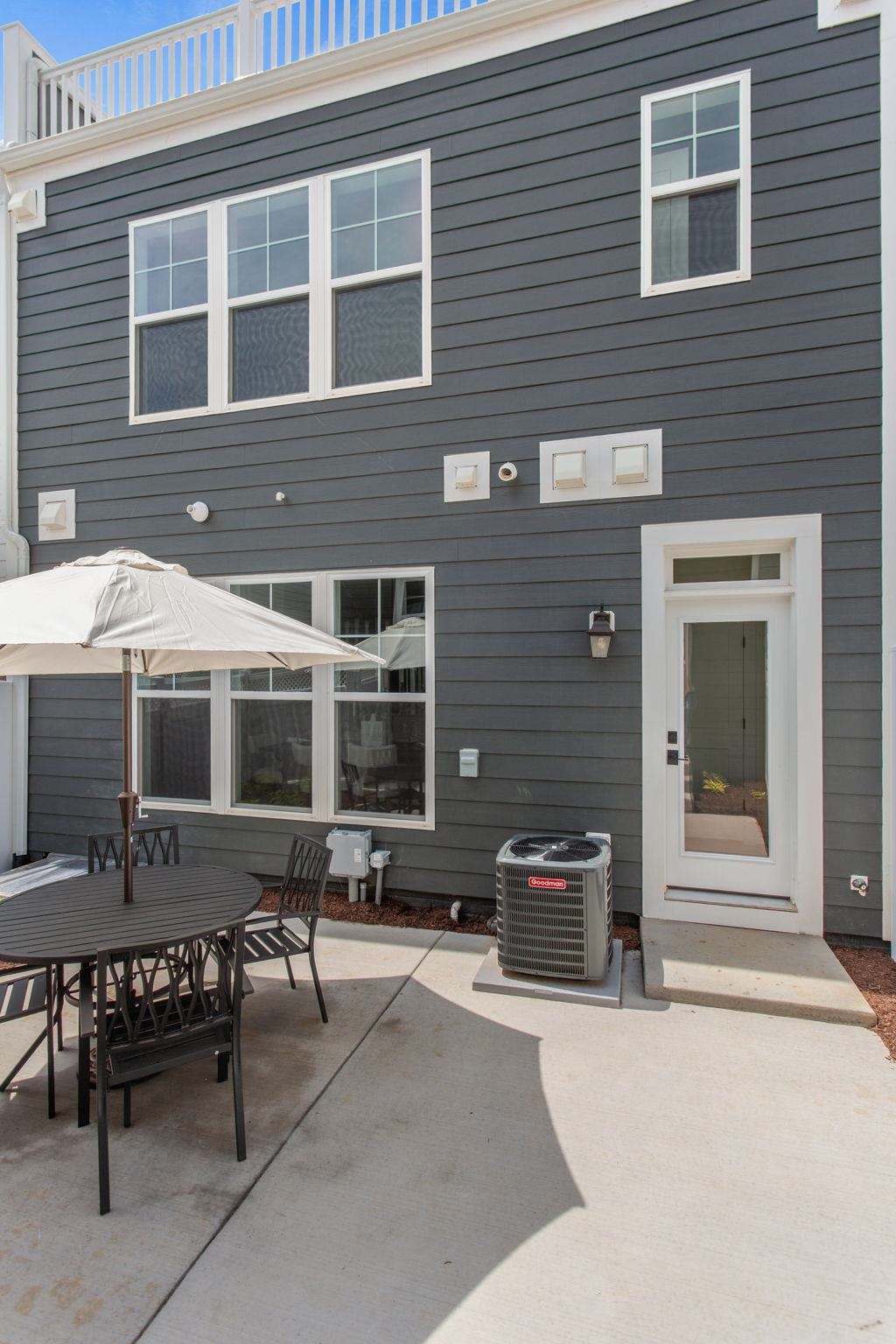 3221 PRESTON SHORE DR Unit: 19E
