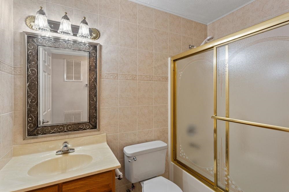 1734 AMHERST CT