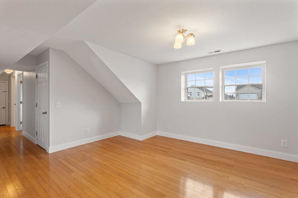 1734 AMHERST CT
