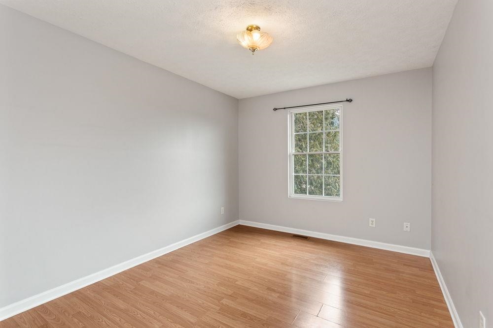 1734 AMHERST CT