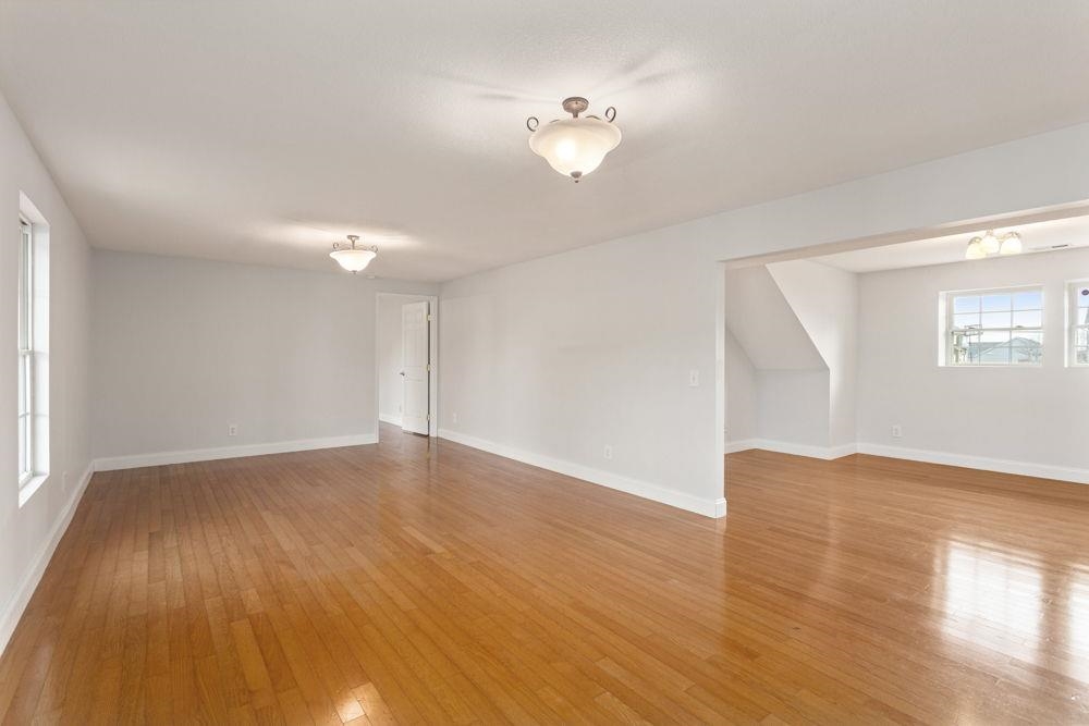 1734 AMHERST CT