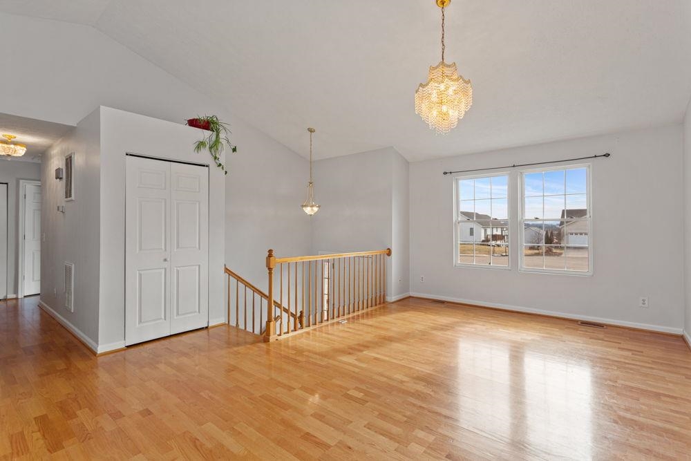 1734 AMHERST CT
