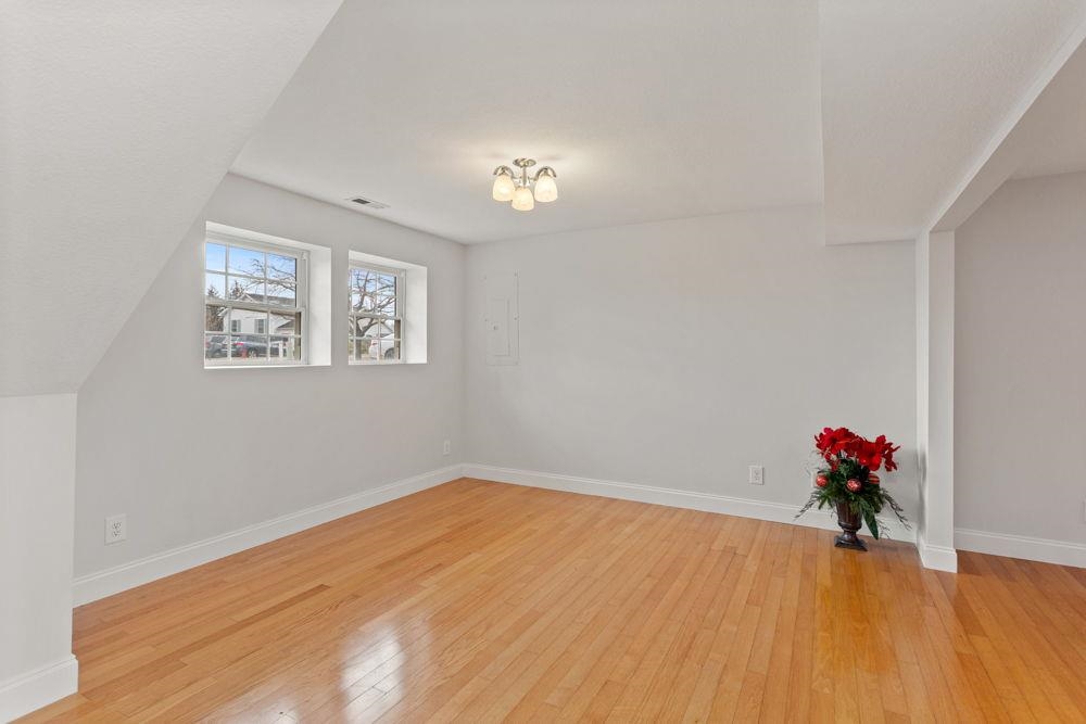 1734 AMHERST CT