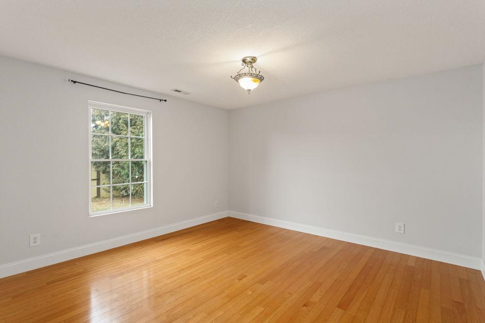 1734 AMHERST CT