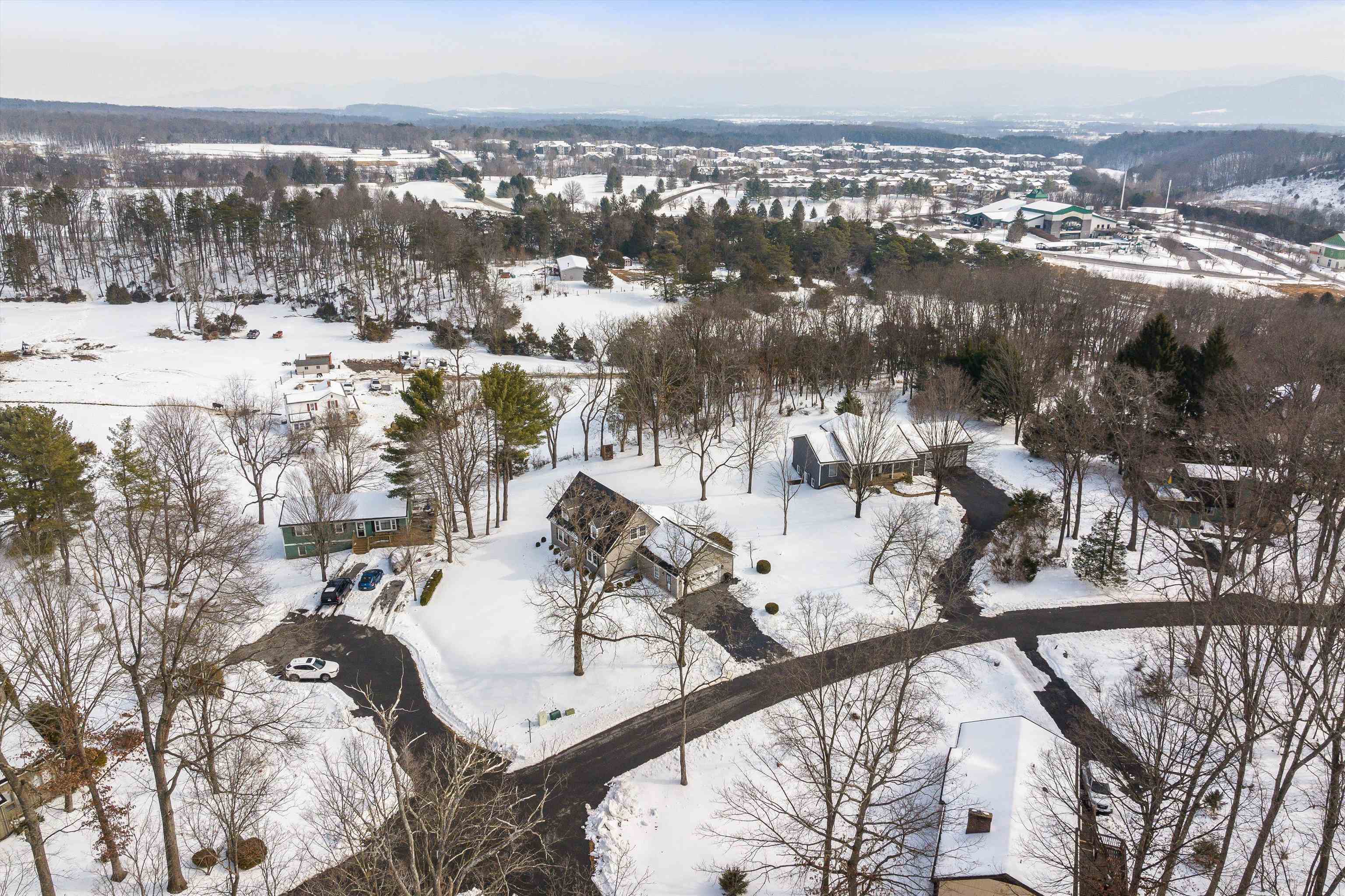 1894 HAWKSBILL RD