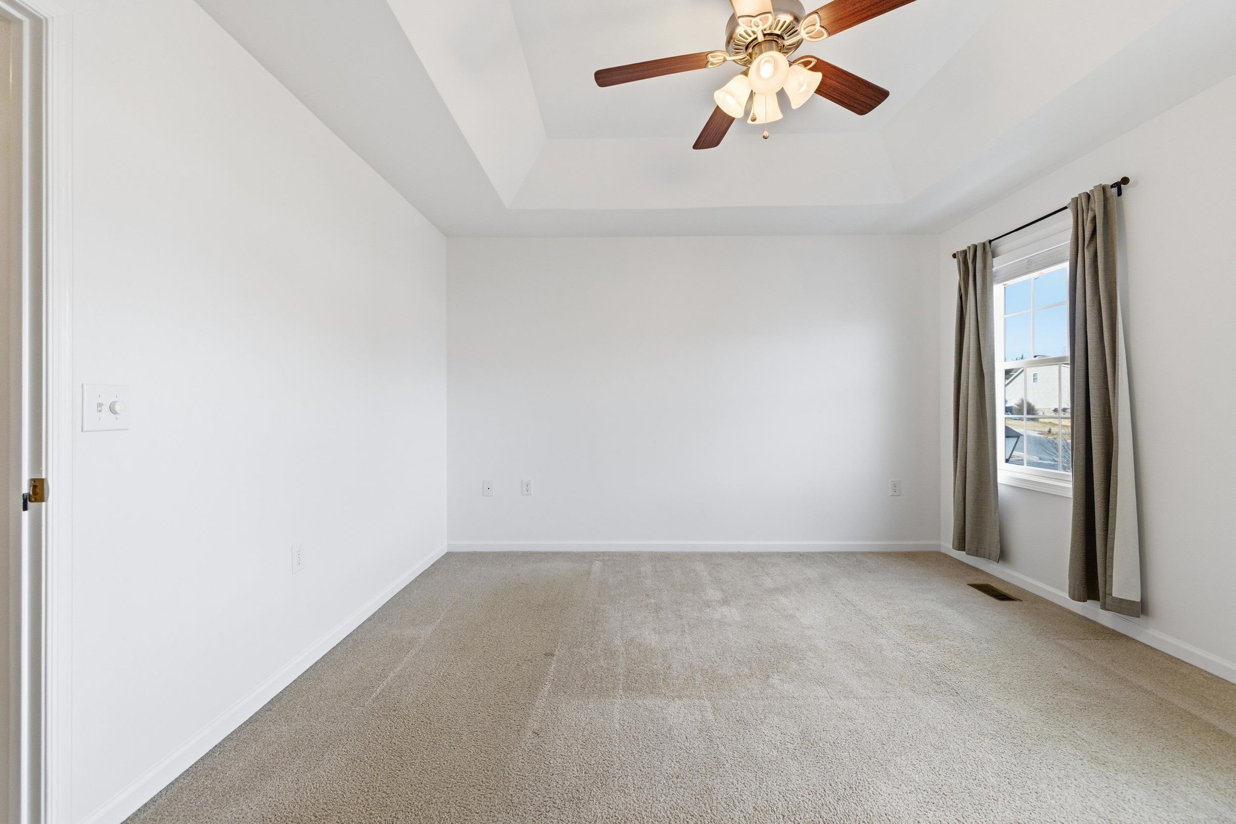 1213 SETTLERS LN