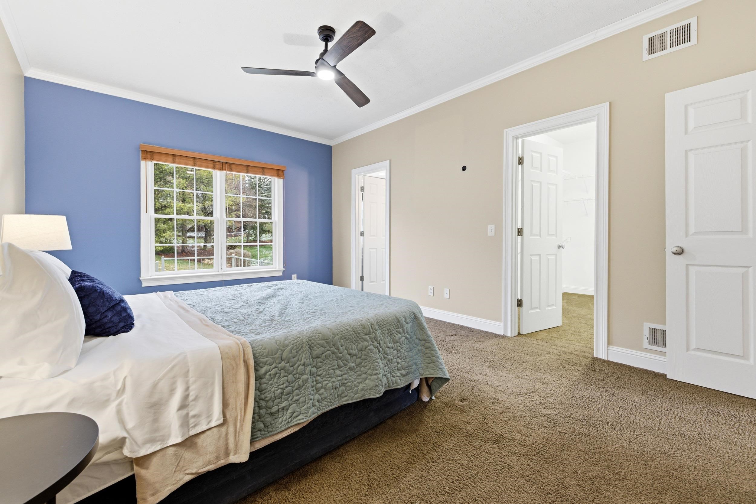 3207 BARRINGTON DR