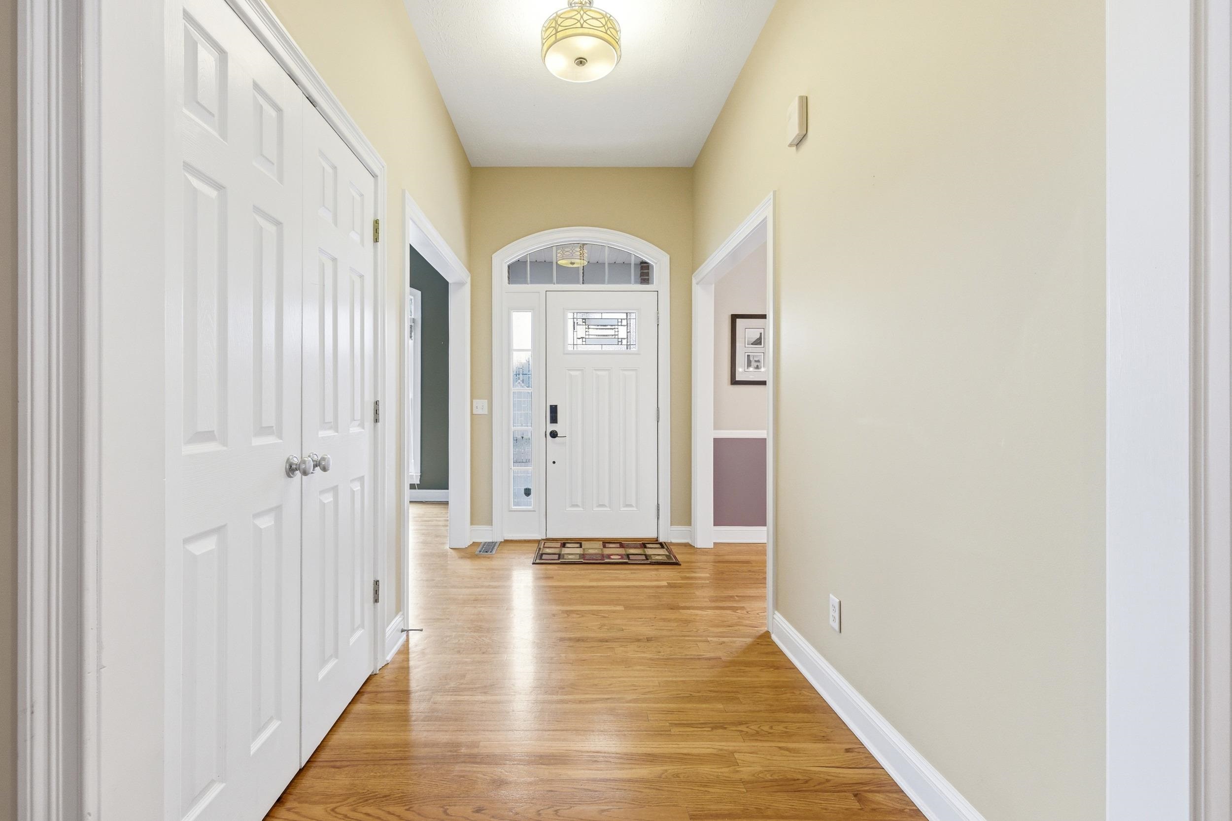 3207 BARRINGTON DR