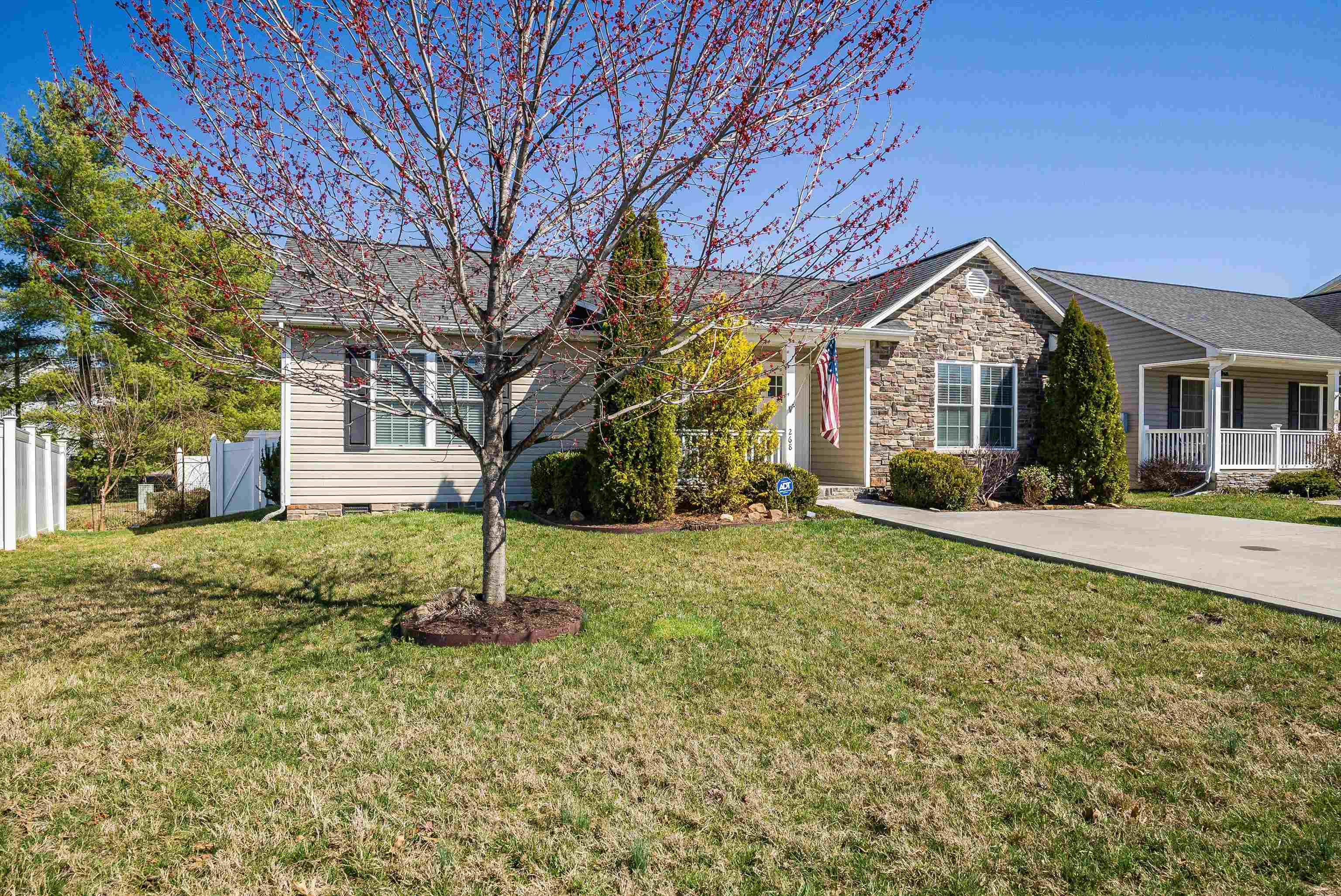 268 DYLAN CIR