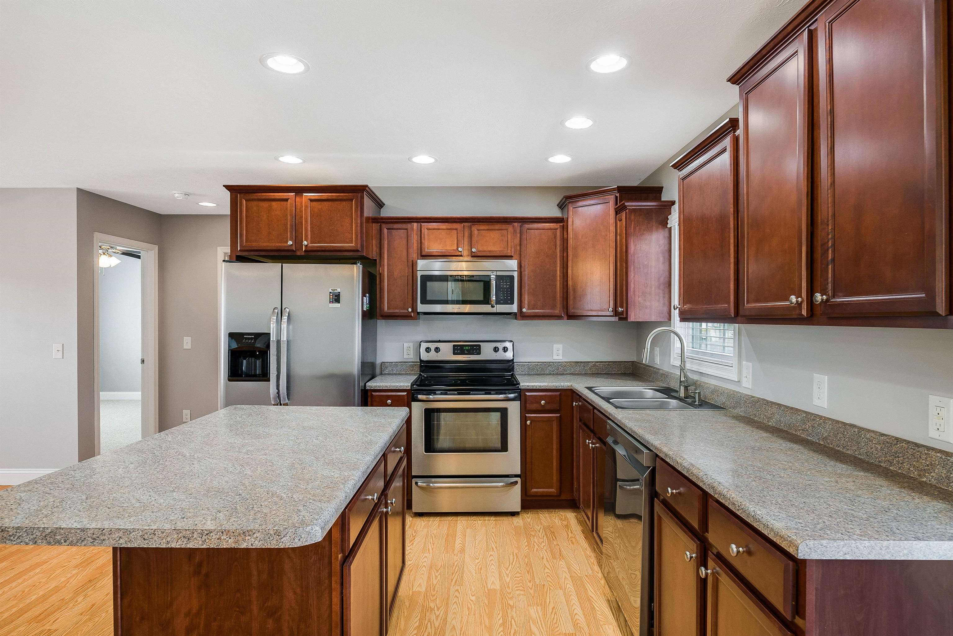 268 DYLAN CIR