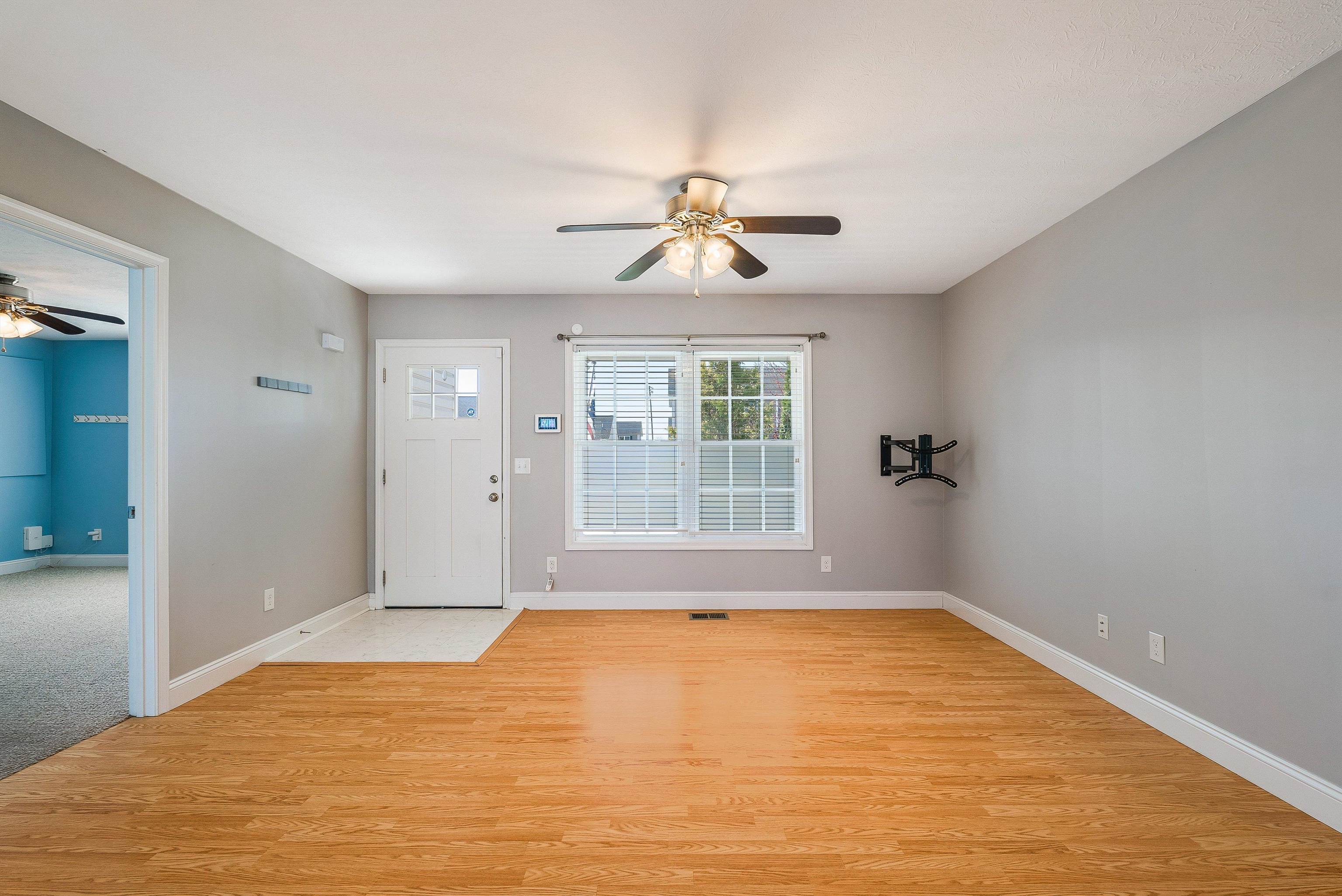 268 DYLAN CIR