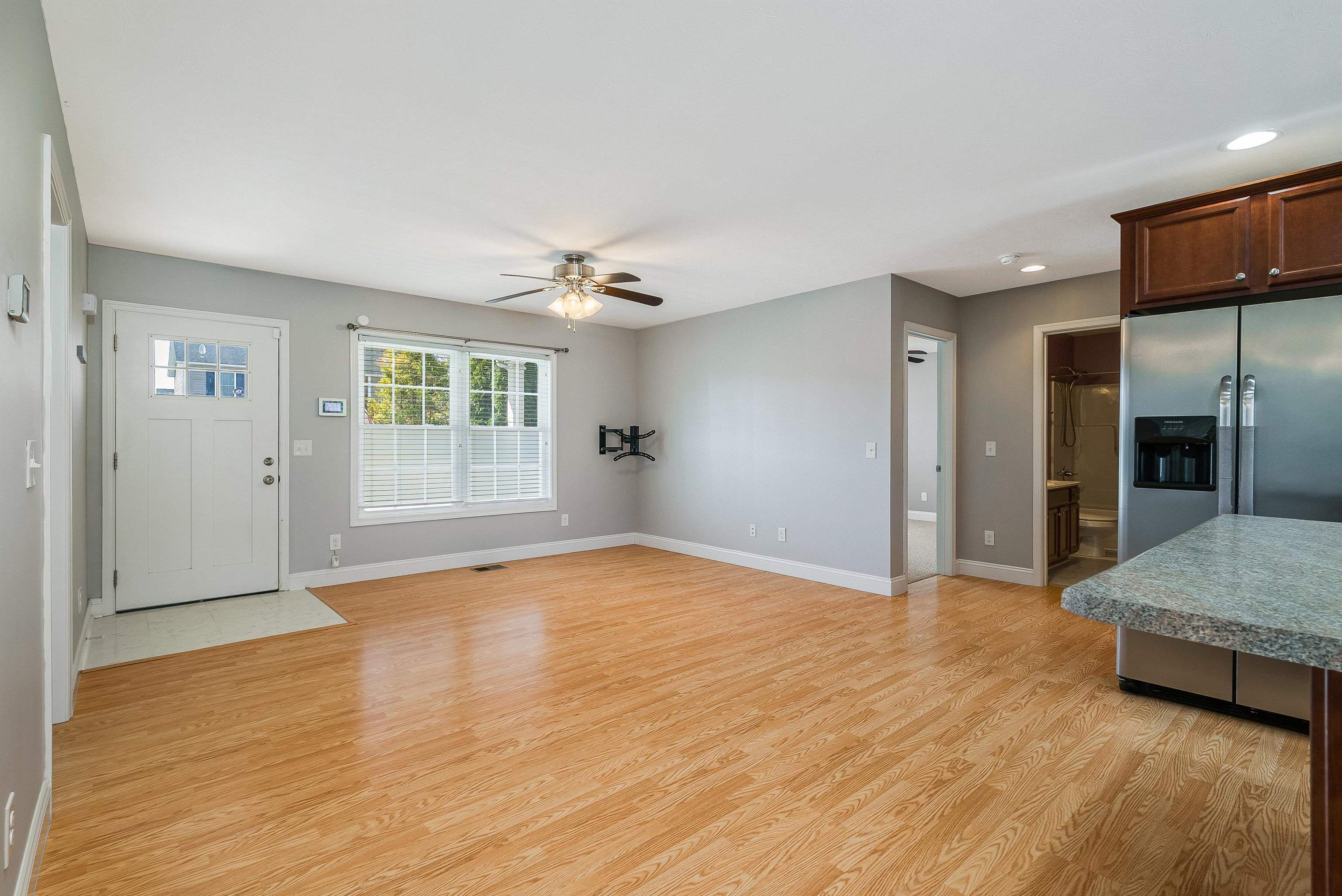 268 DYLAN CIR