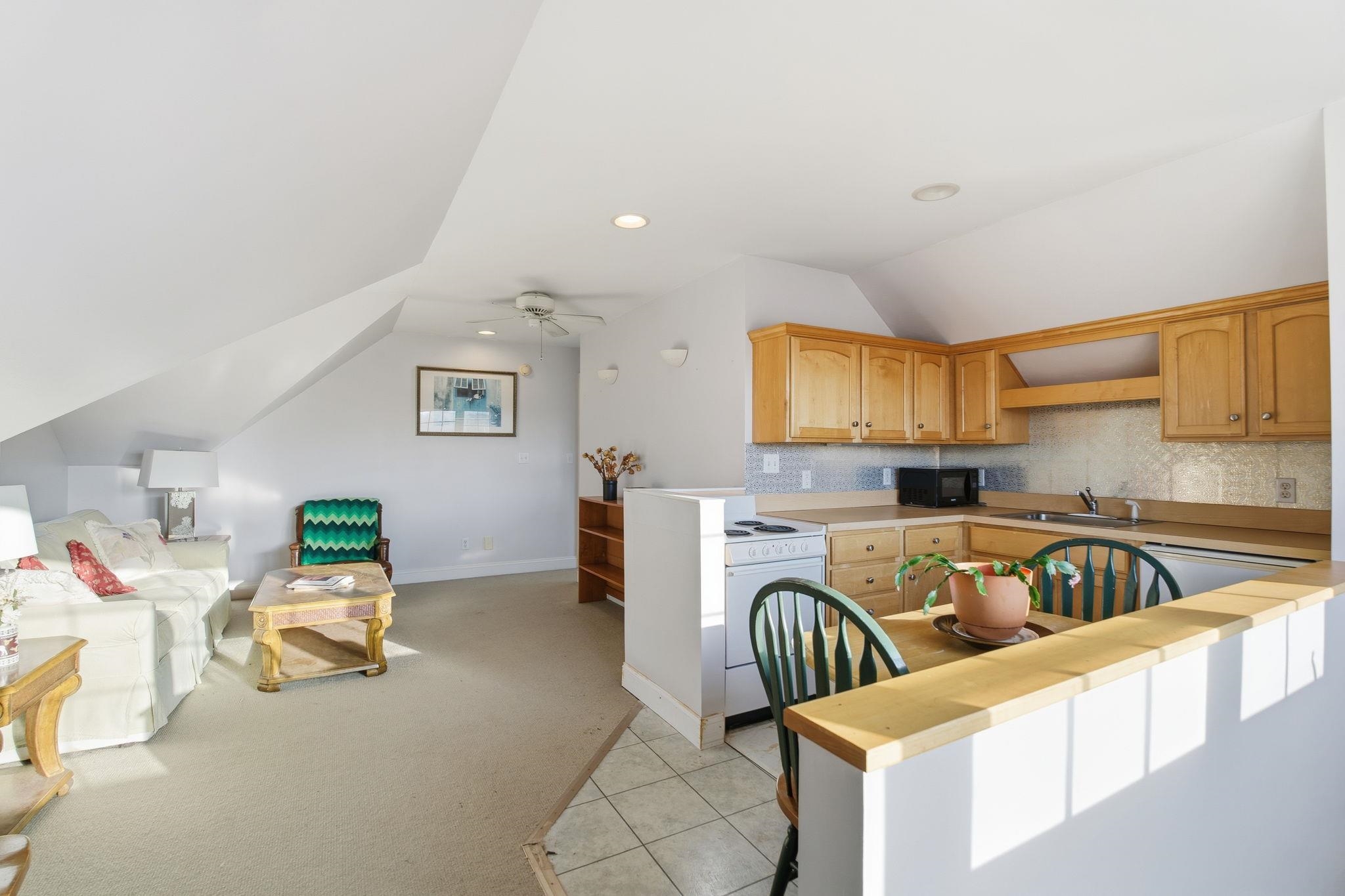436 CHIMNEY ROCK RD