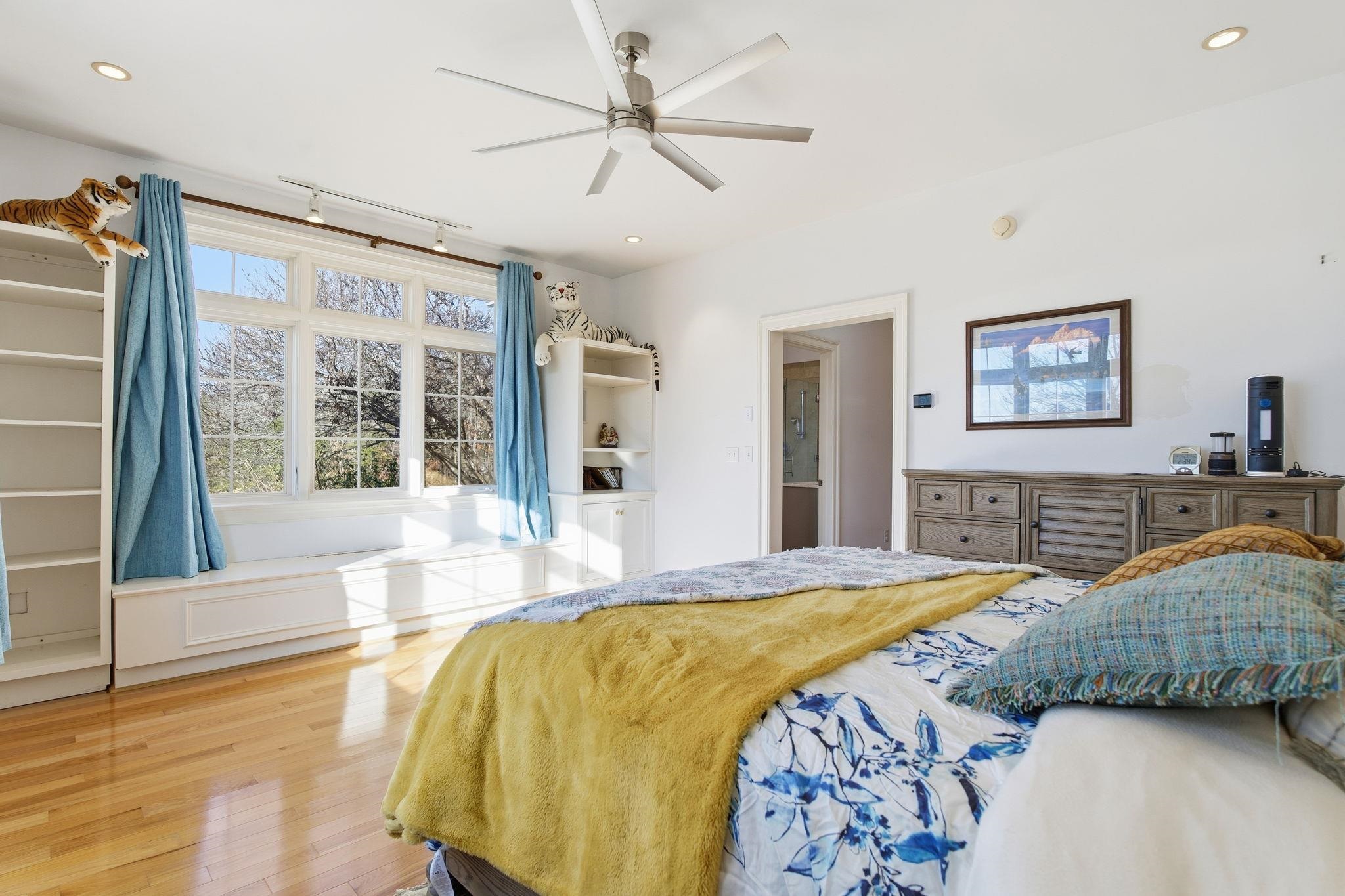 436 CHIMNEY ROCK RD