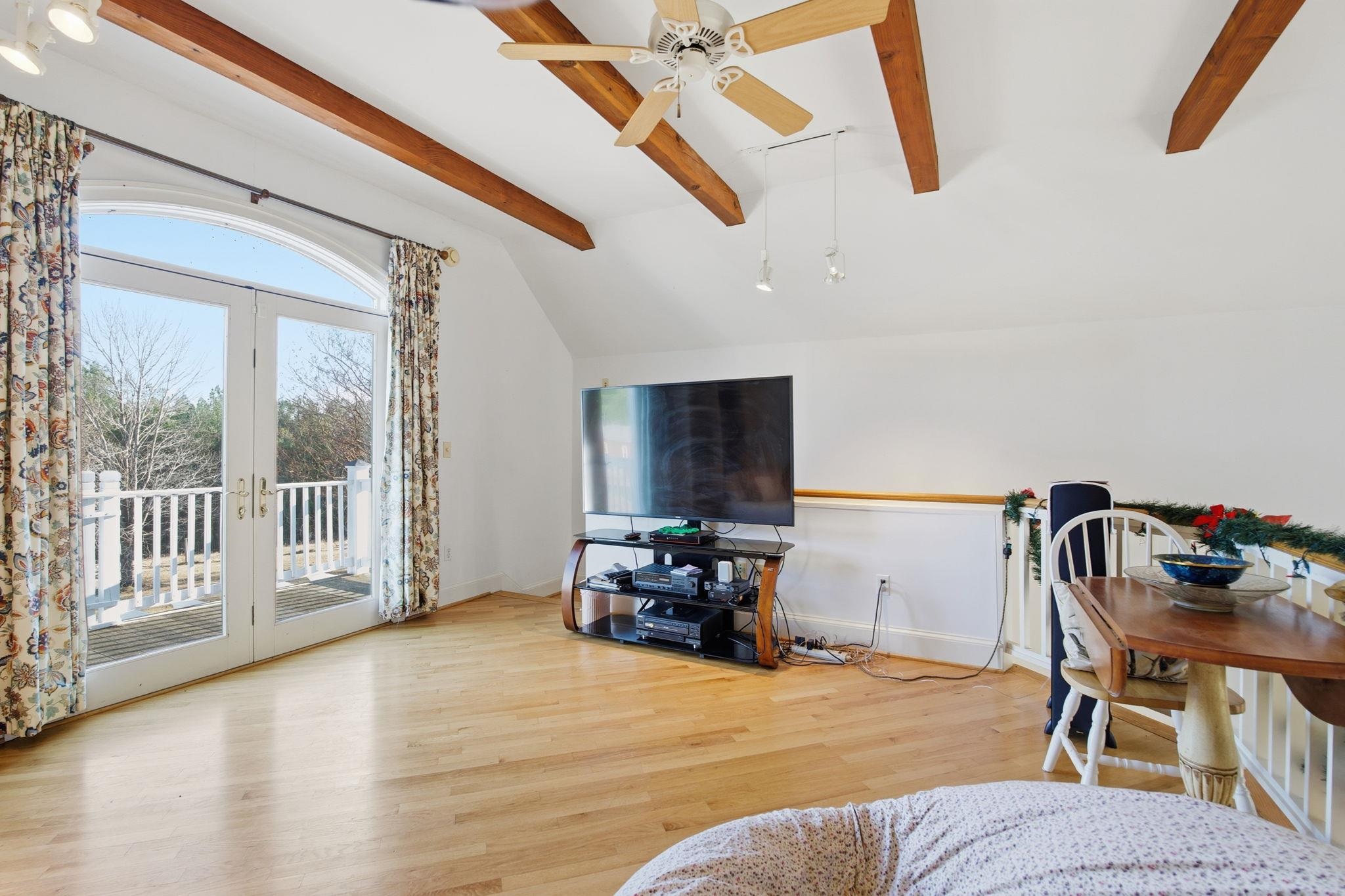 436 CHIMNEY ROCK RD