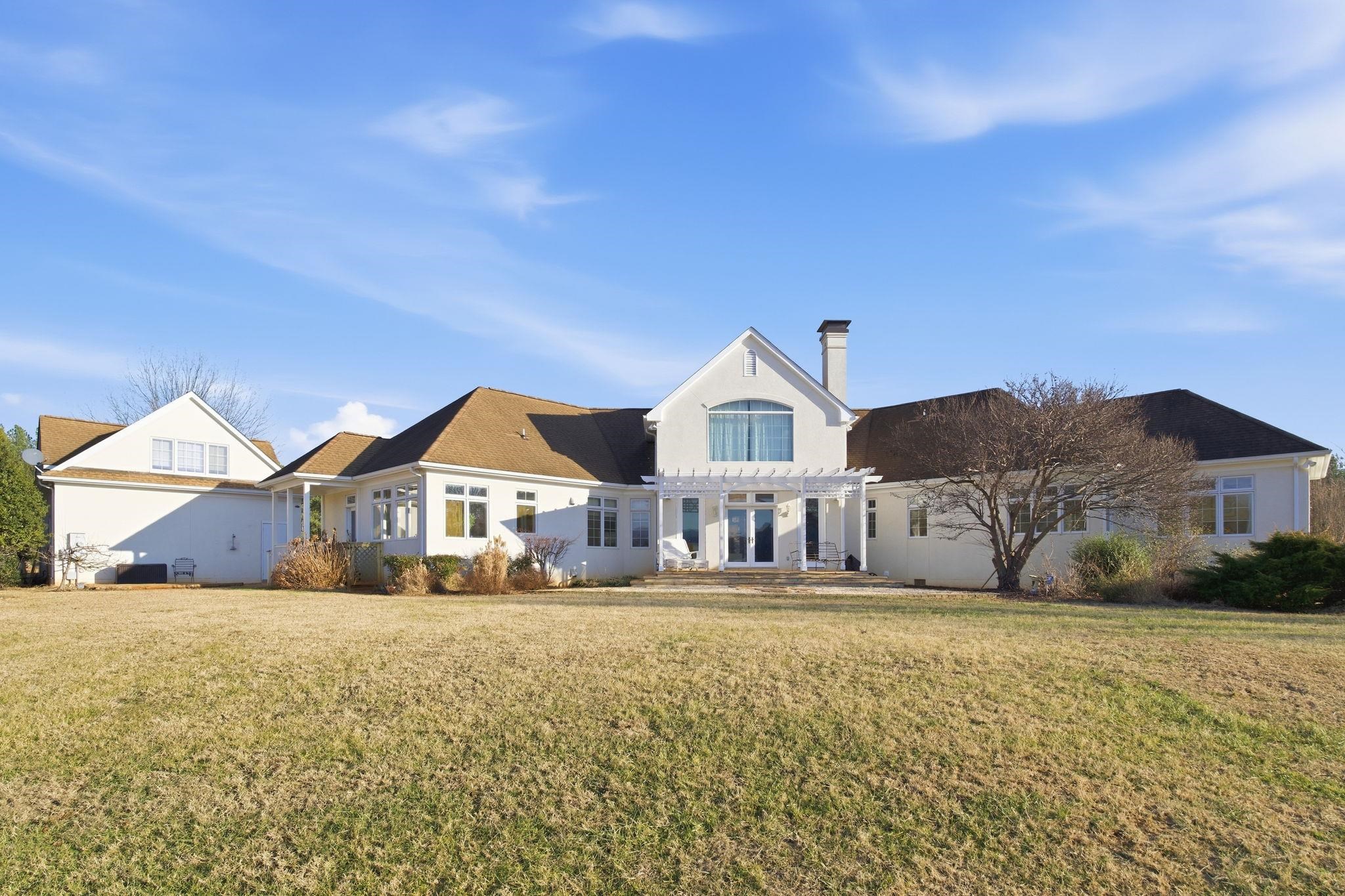 436 CHIMNEY ROCK RD