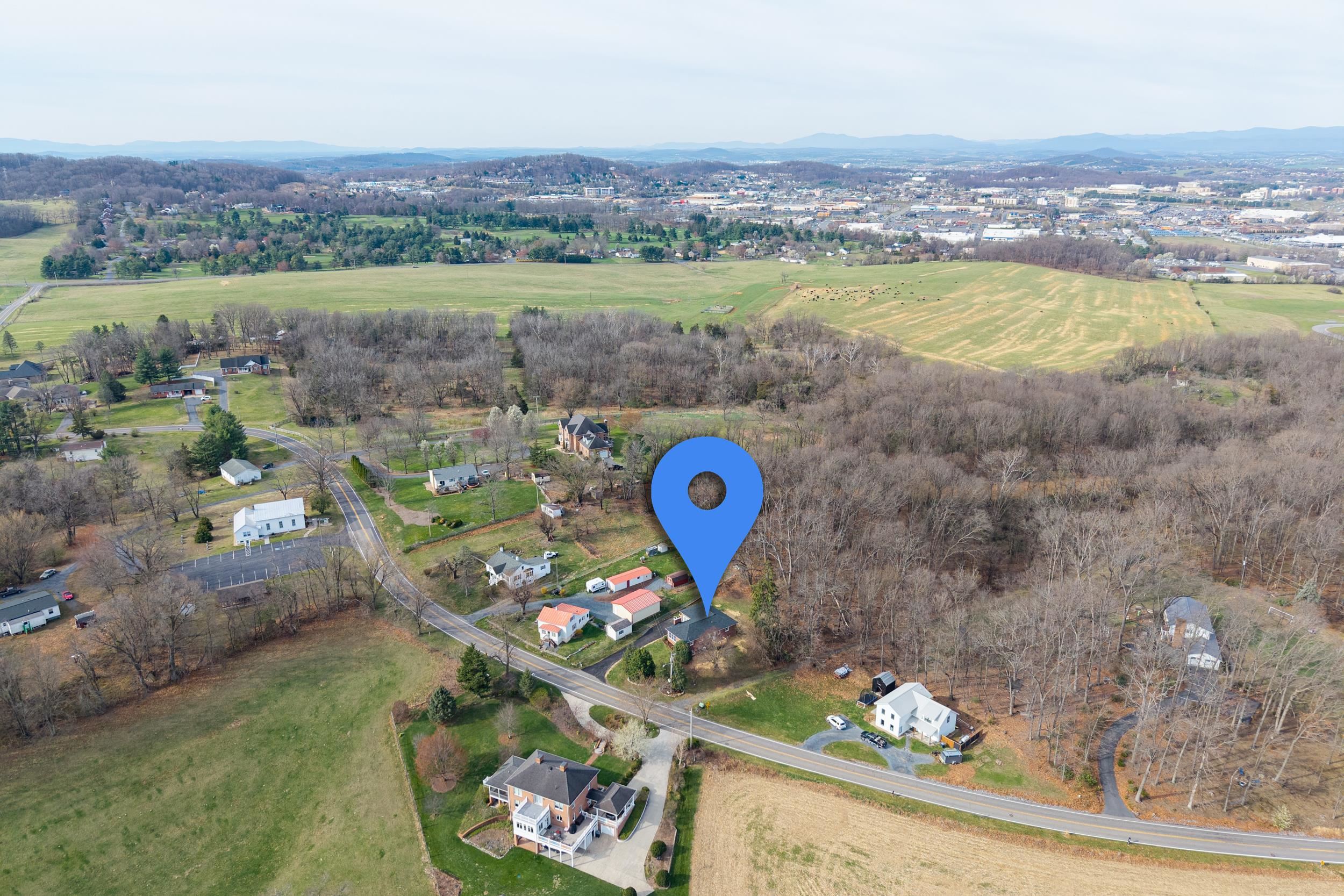 1045 SMITHLAND RD