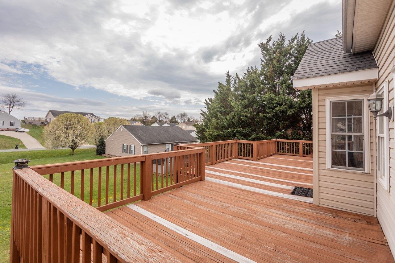 145 SUGAR MILL LN