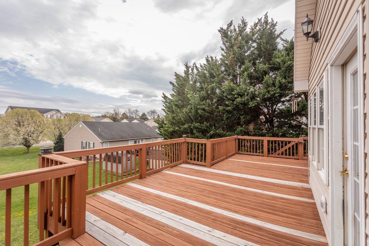 145 SUGAR MILL LN
