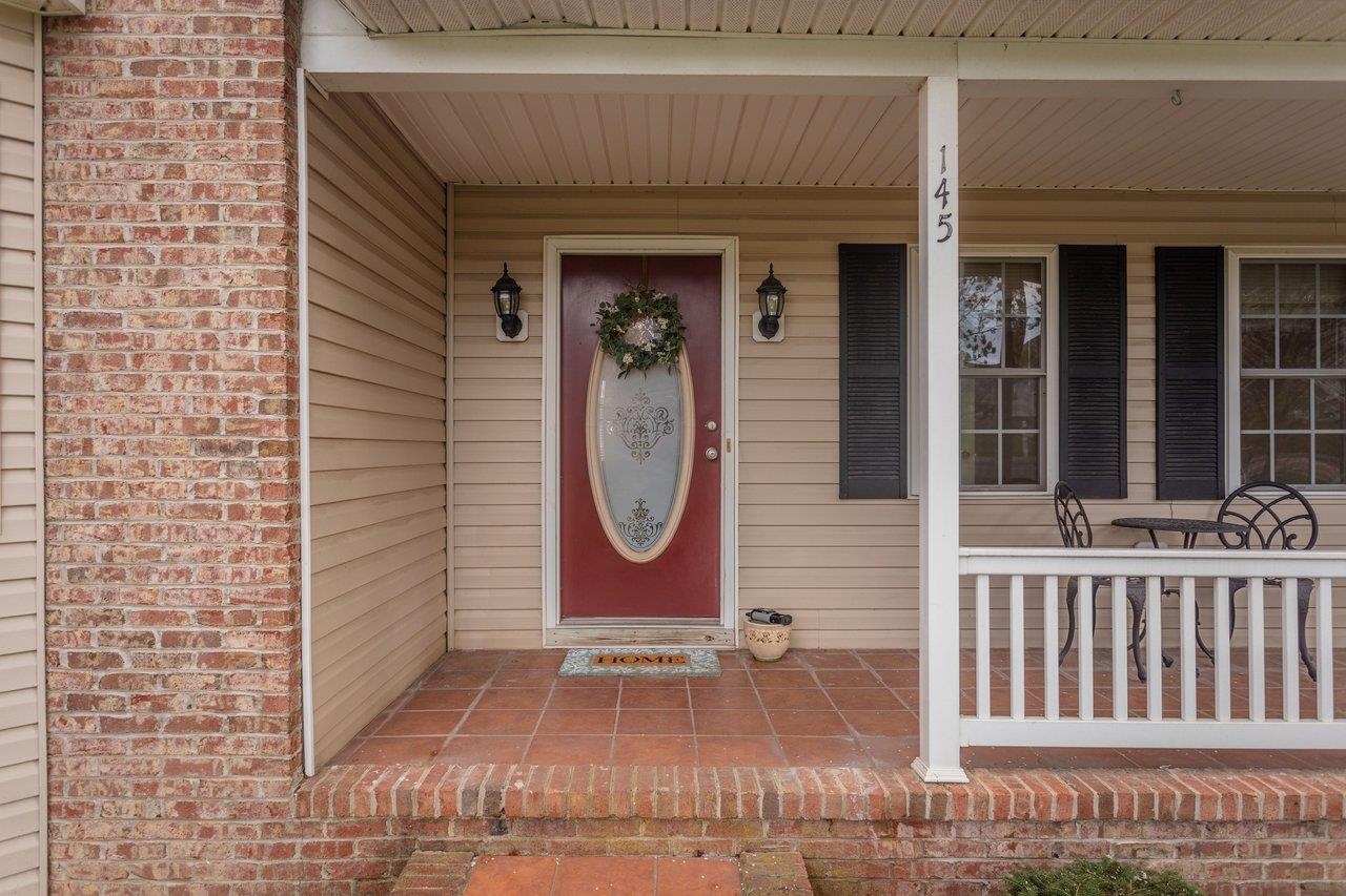 145 SUGAR MILL LN