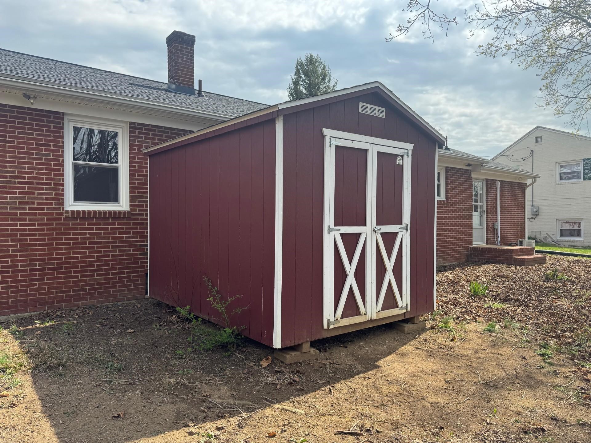 555 HARTMAN DR