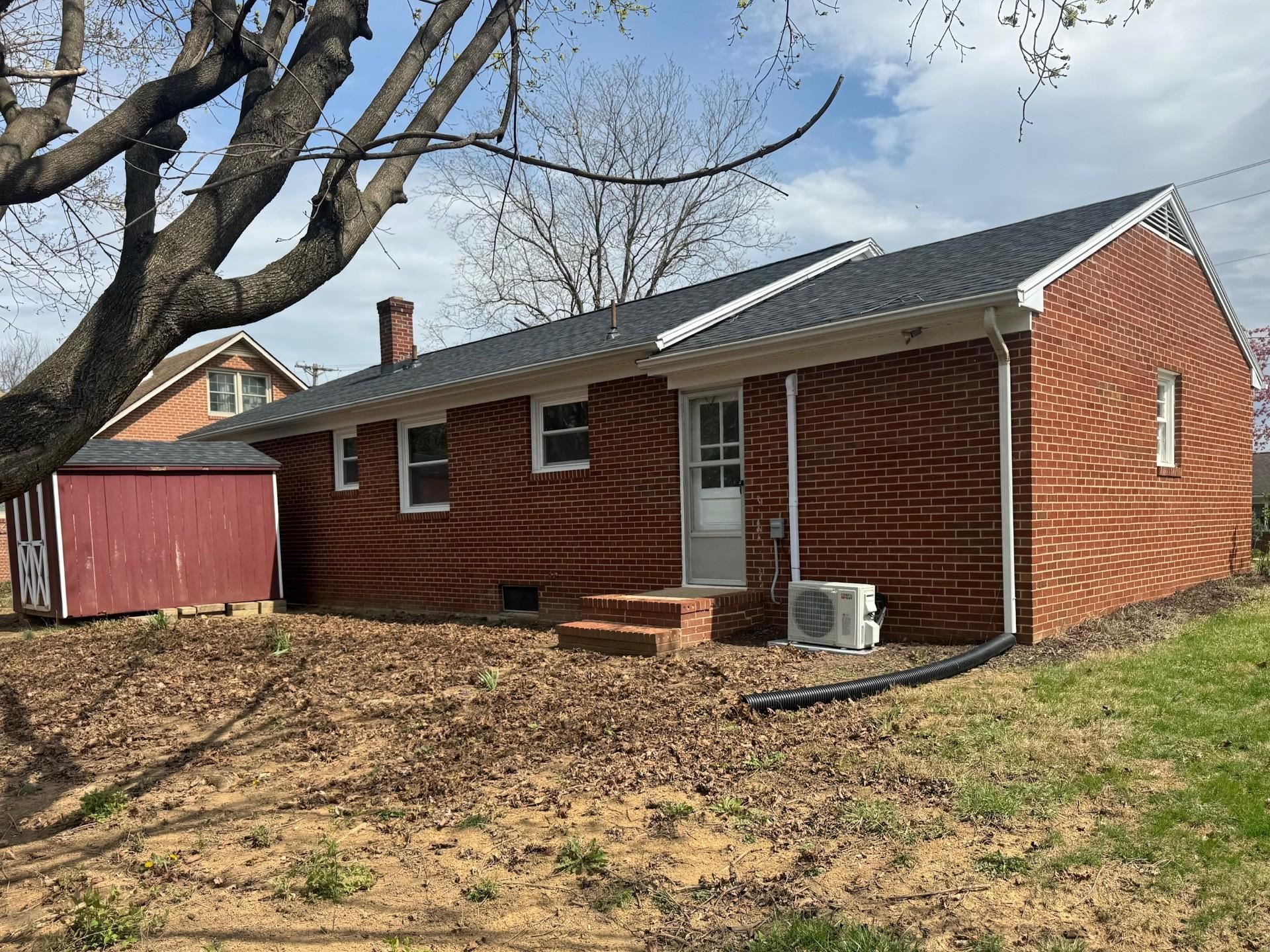 555 HARTMAN DR