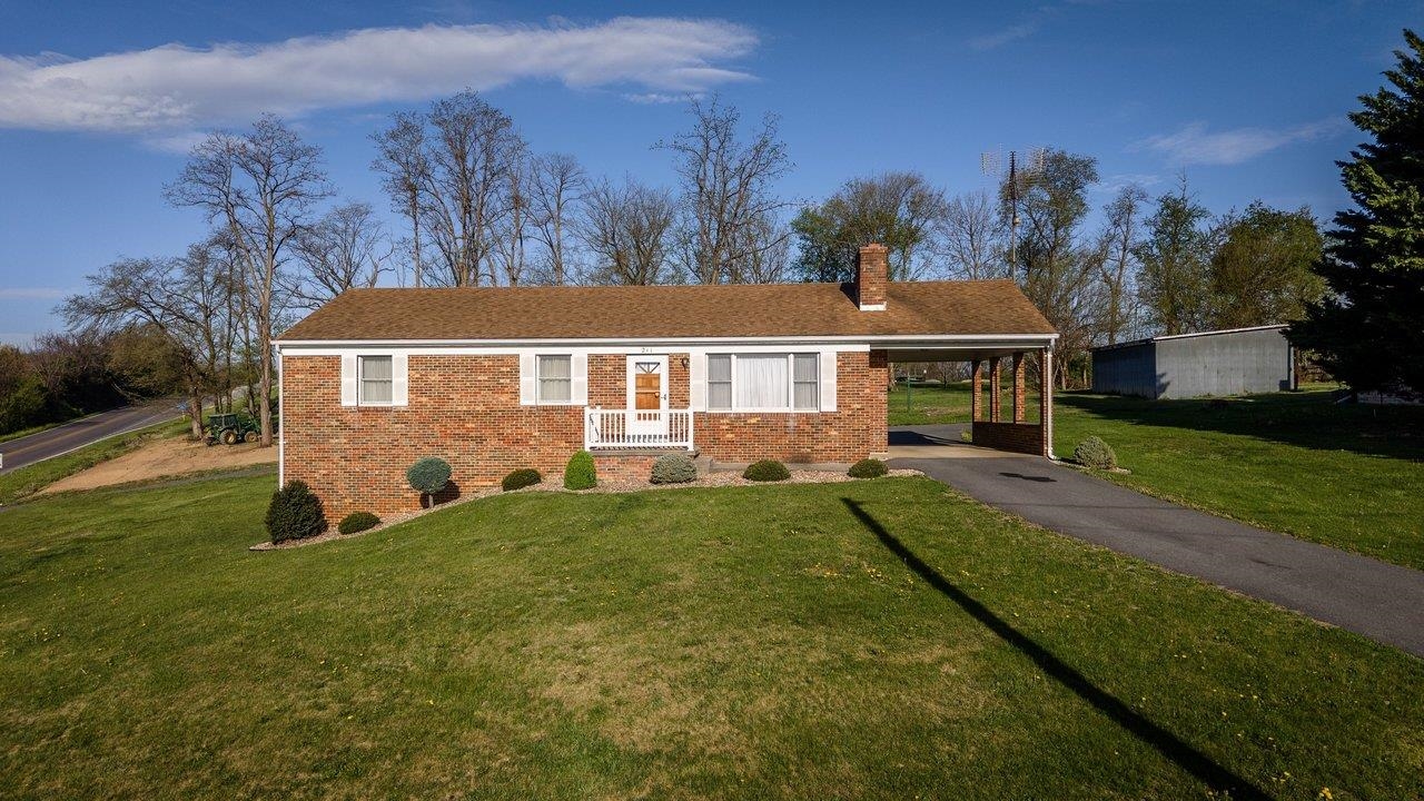 211 PEAR ST